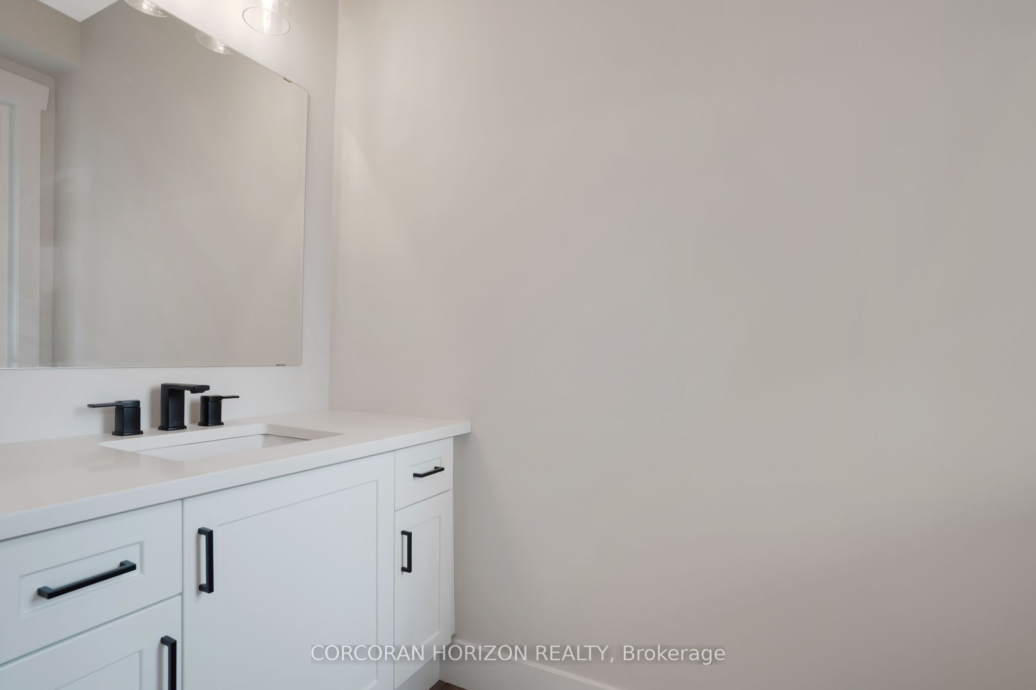 24 Moon Crescent, Cambridge, ON N1S 5B4 photo 5