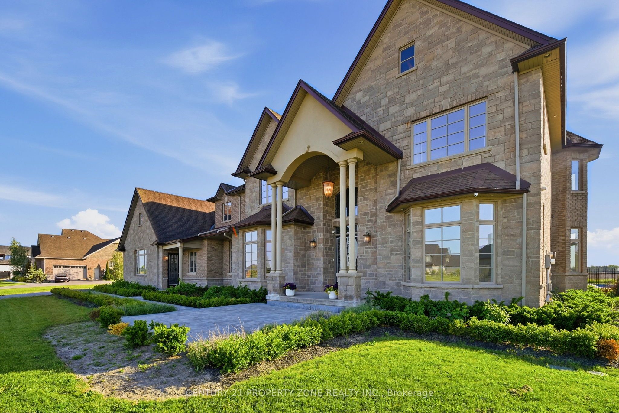 14 Wisteria Lane, Haldimand, ON N0A 1R0 photo 3