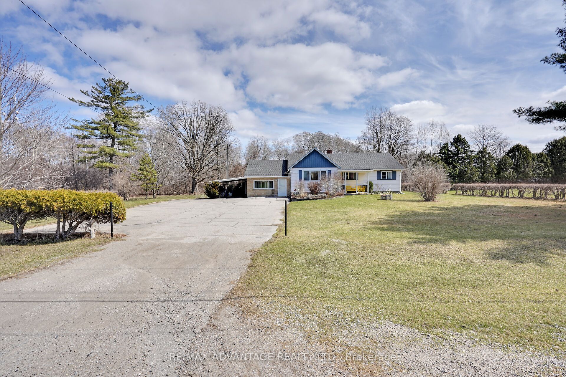 2678 Dorchester Road, Thames Centre, ON N0L 1G5 photo 2