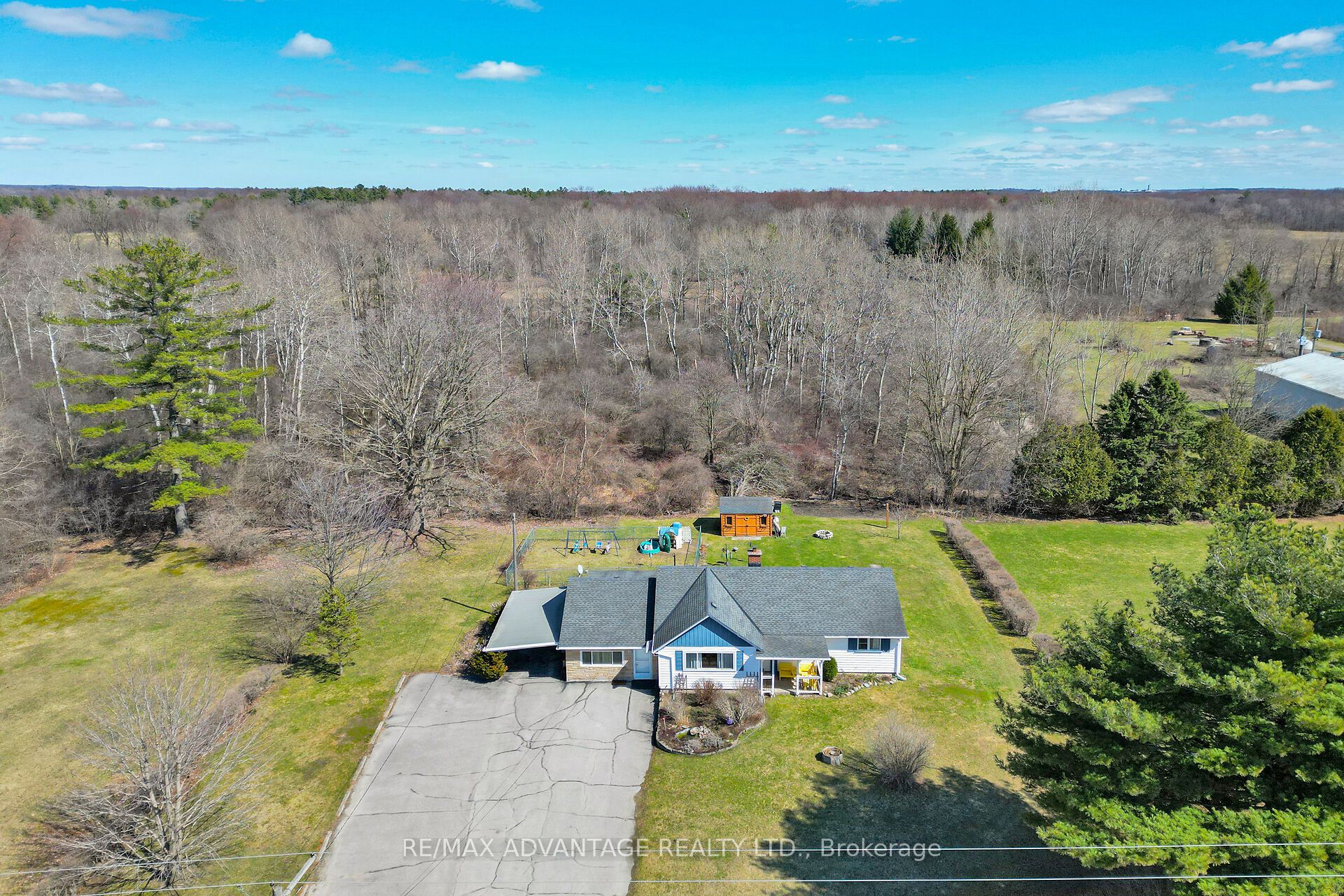 2678 Dorchester Road, Thames Centre, ON N0L 1G5 photo 3