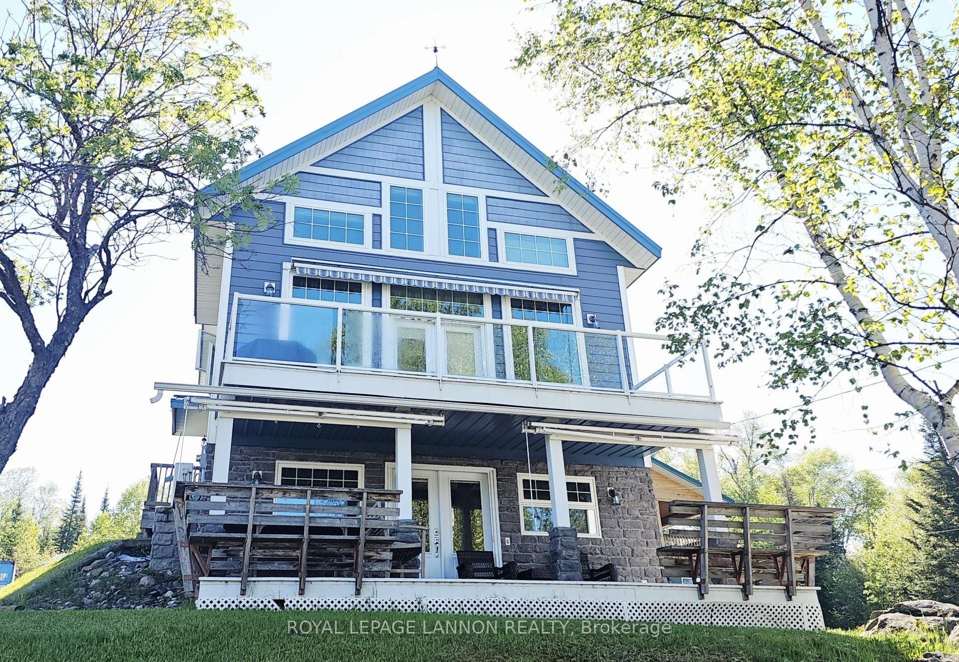 706 East Green Bay Road, Shuniah, ON P7A 0H5