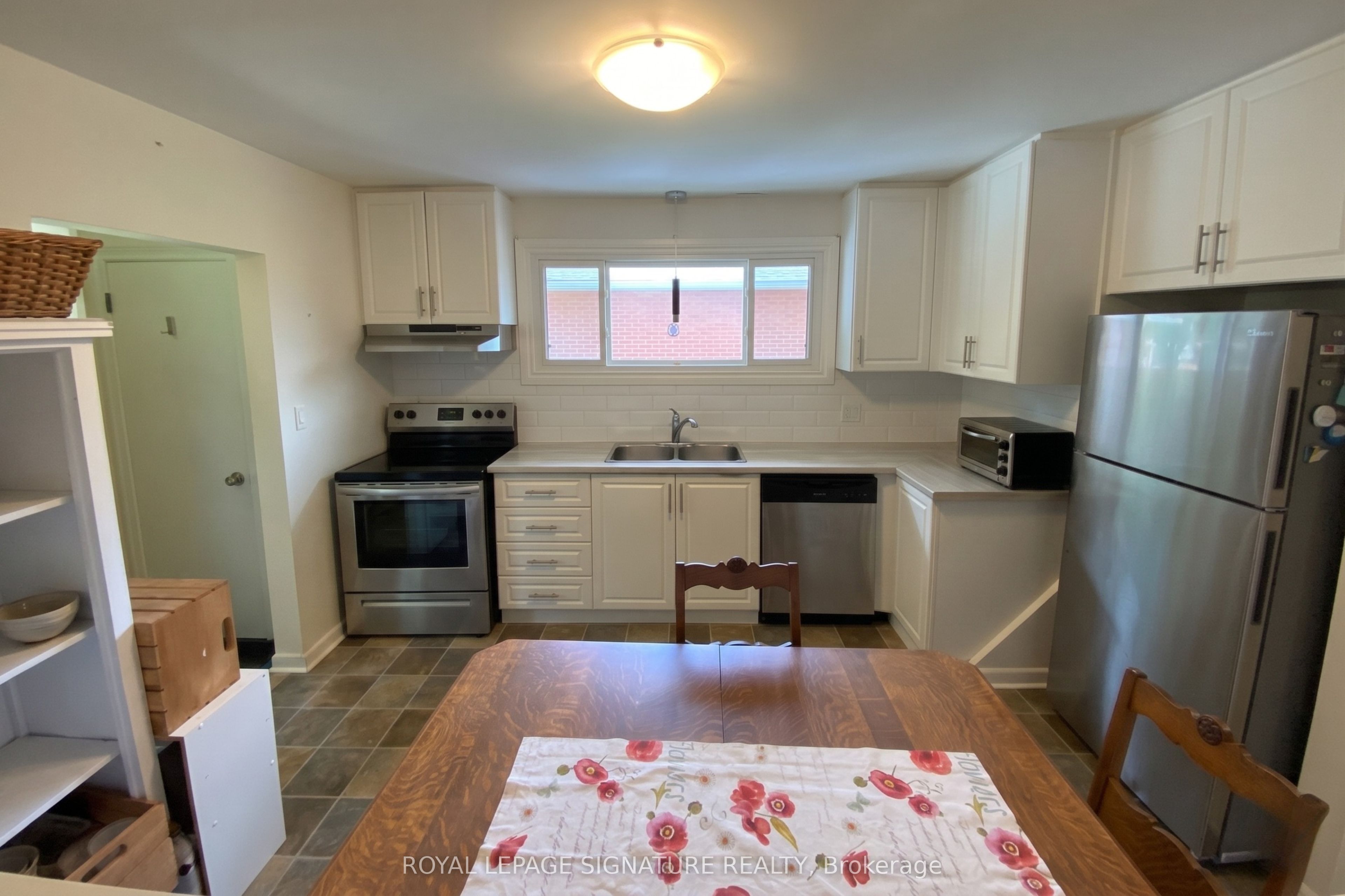 46 Warren Avenue, Hamilton, ON L9A 3C7 photo 3