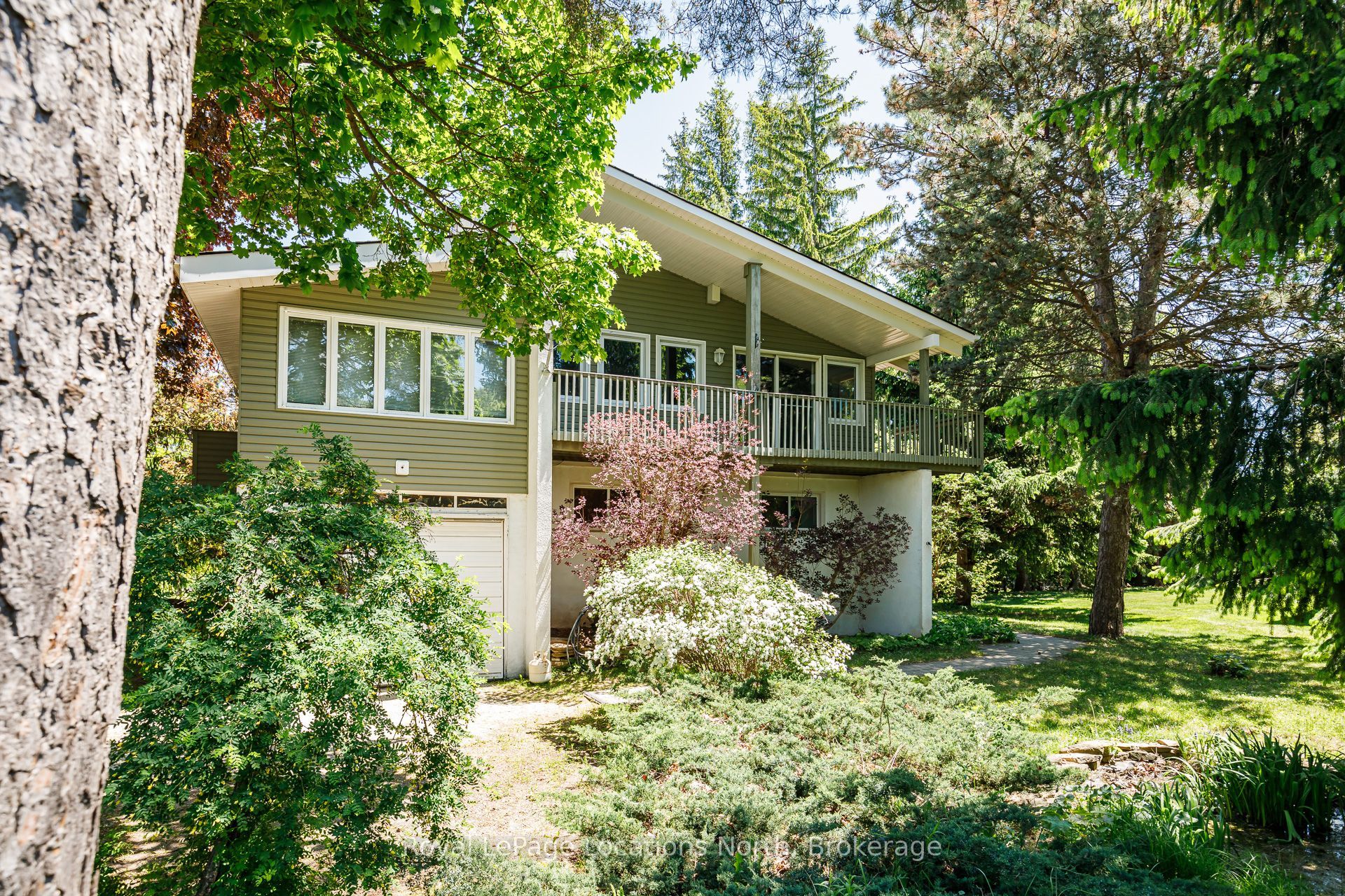 102 Lucille Wheeler Lane, Blue Mountains, ON L9Y 0P4