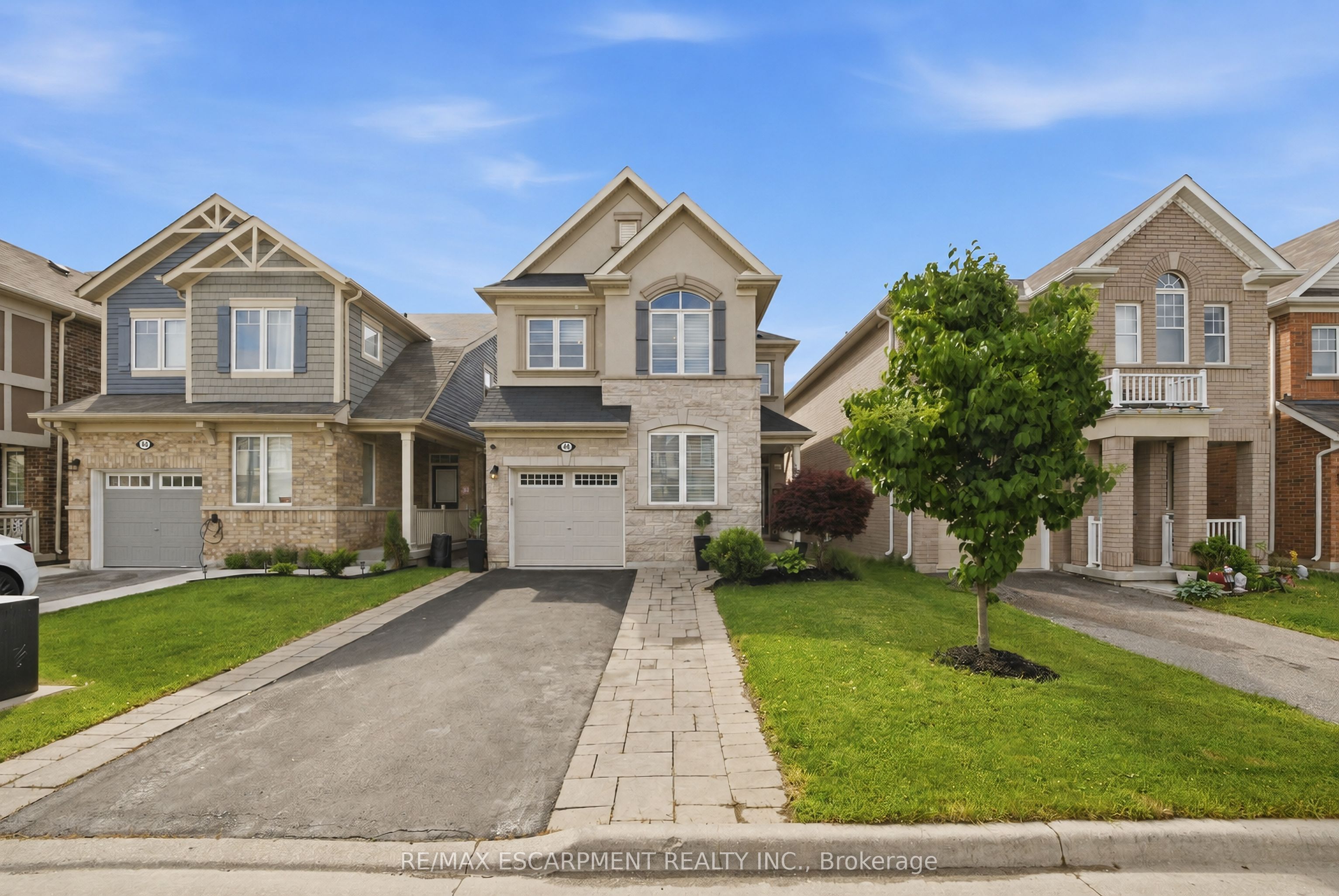 44 Stillwater Crescent, Hamilton, ON L0R 2H8