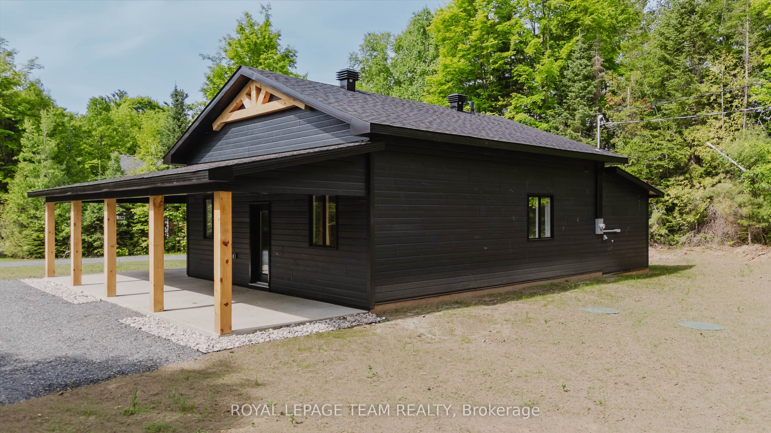 104 Fire Hall Crescent, Lanark Highlands, ON K0G 1K0 photo 4