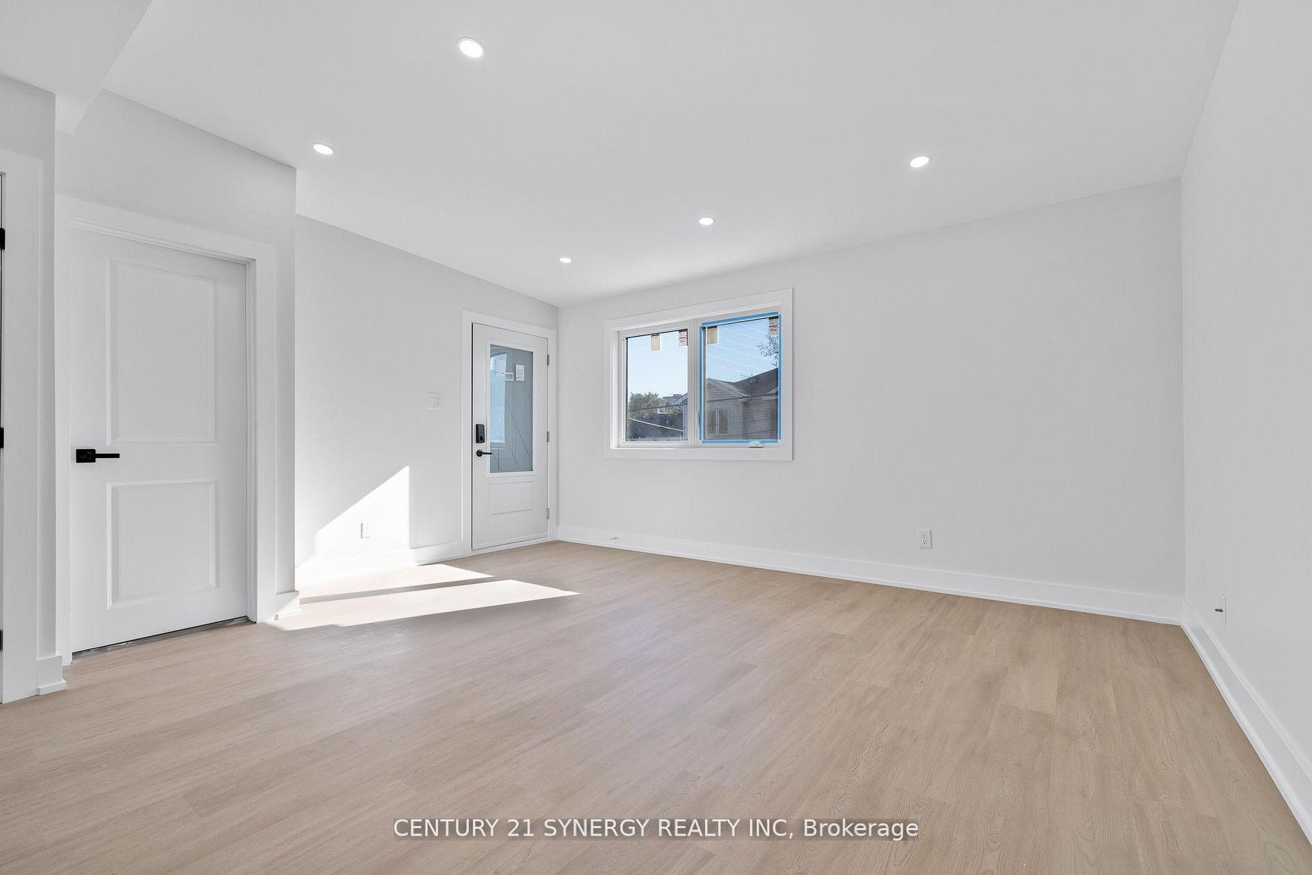 598 Kirkwood Avenue 4, Westboro - Hampton Park, ON K1Z 5X4 photo 3