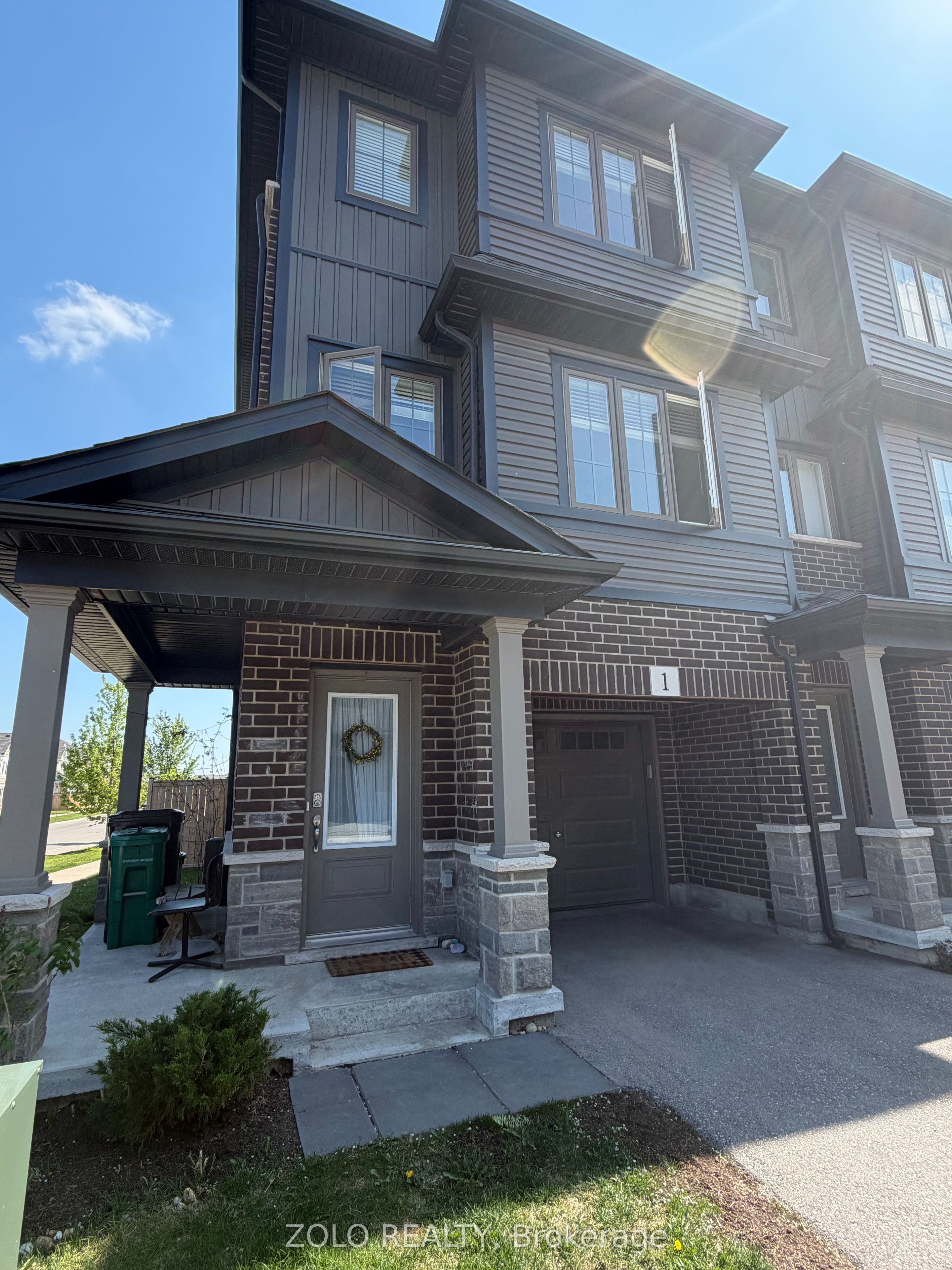 124 Compass Trail 1, Cambridge, ON N3E 0E3 photo 2