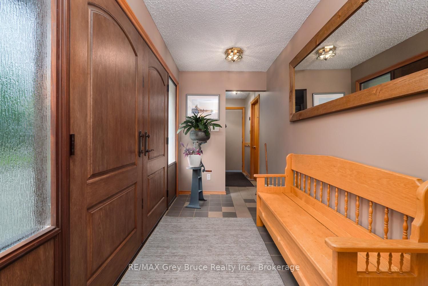 28 Elgin Street, Northern Bruce Peninsula, ON N0H 2R0 photo 5