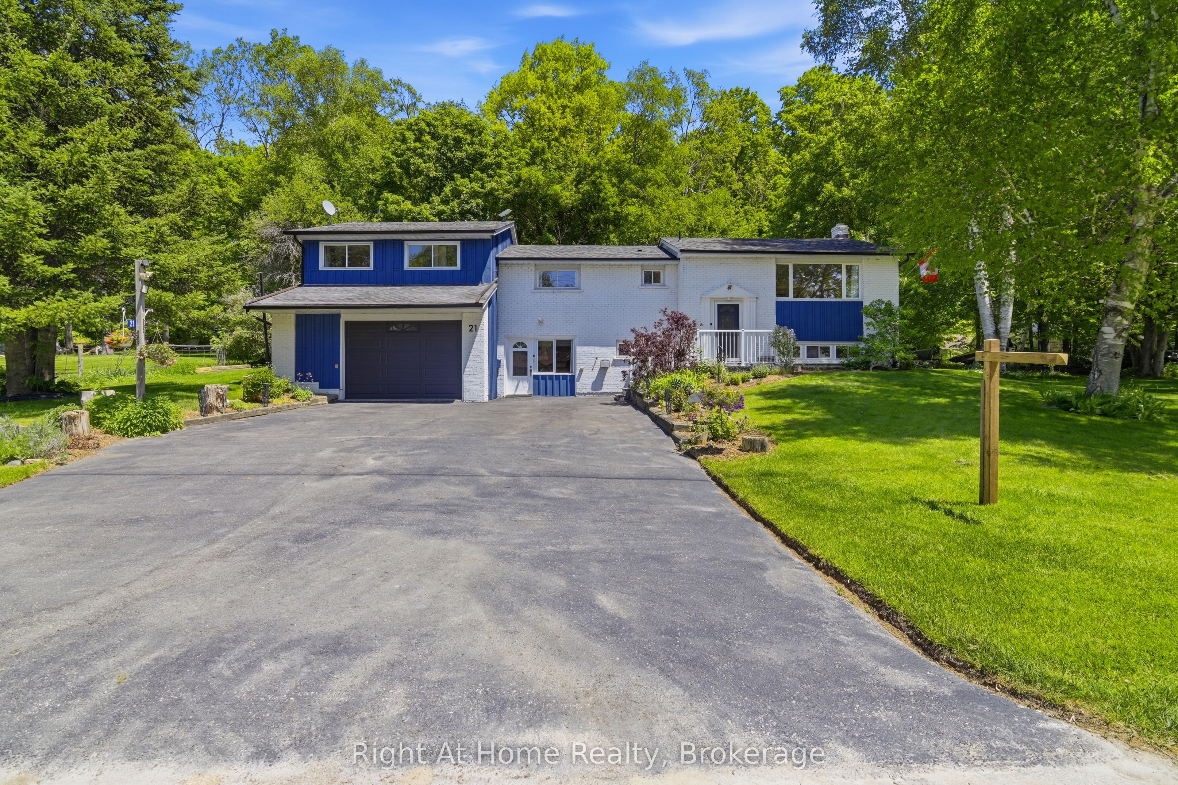 21 Nonquon Drive, Kawartha Lakes, ON L0C 1G0