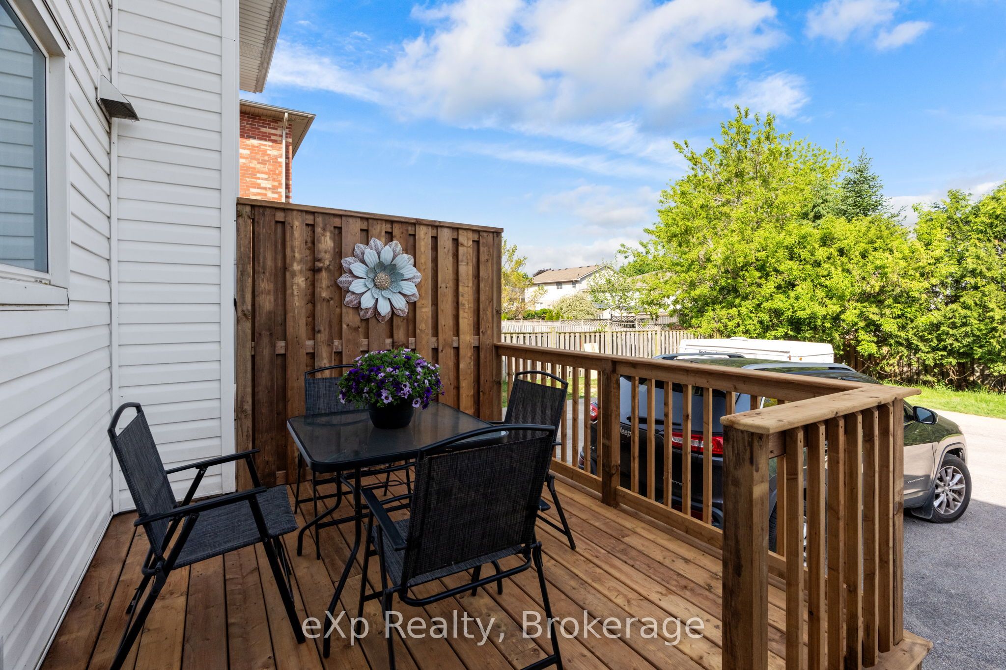 286 Dufferin Street, Stratford, ON N5A 2H2 photo 3