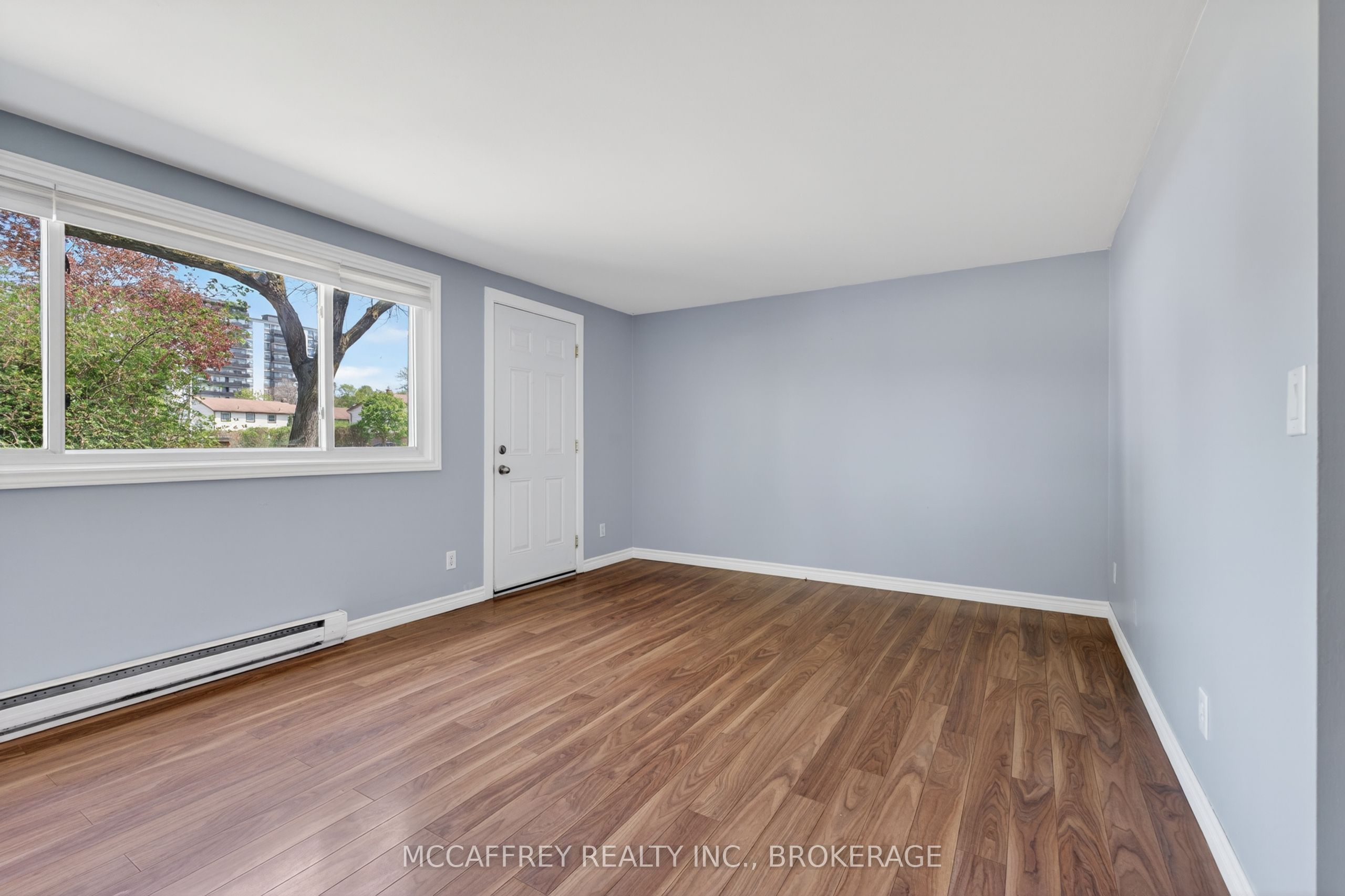 258 Queen Mary Road 45, Kingston, ON K7M 2B2 photo 4