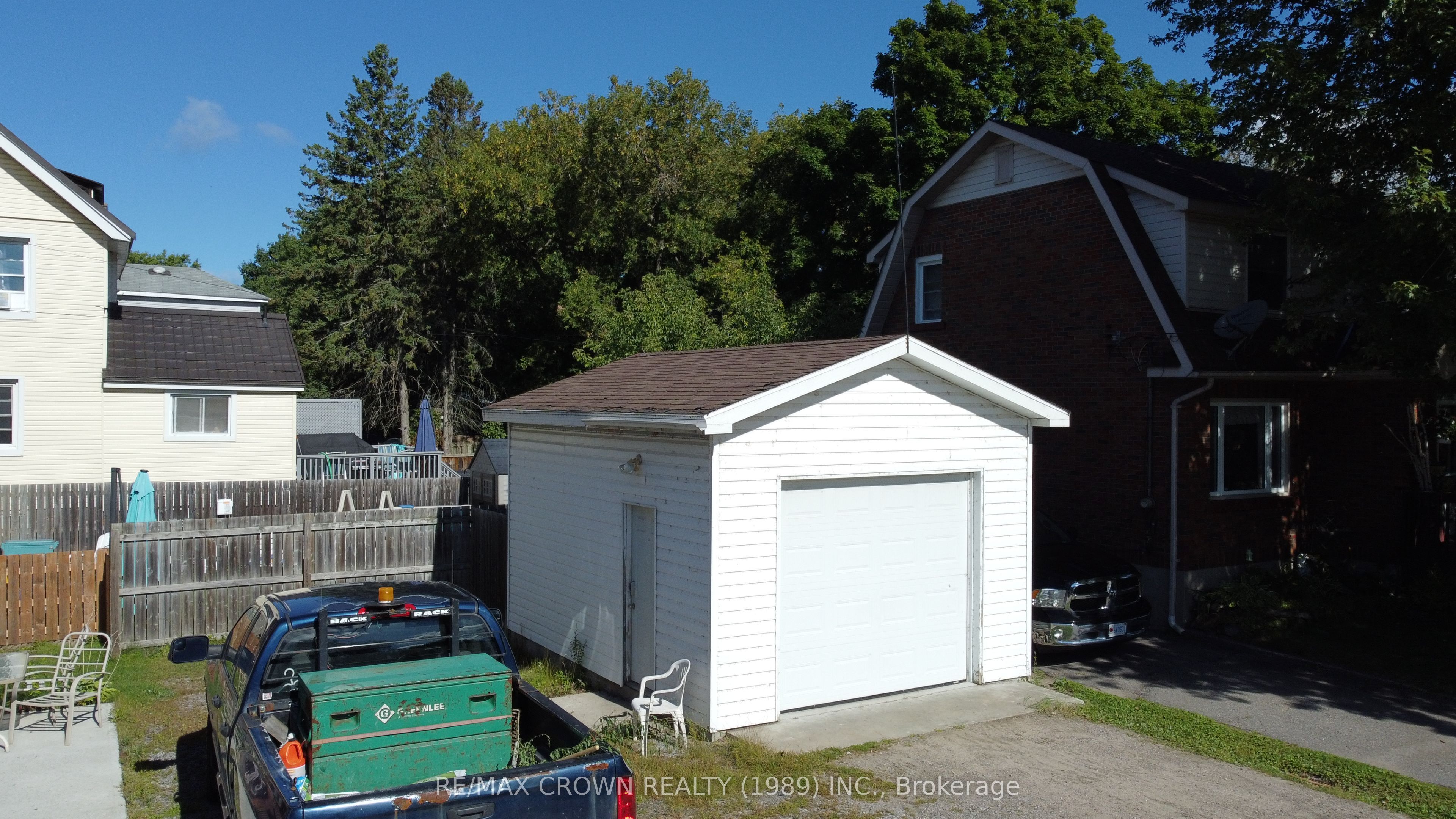 700 Main Street W, North Bay, ON P1B 2V7 photo 3
