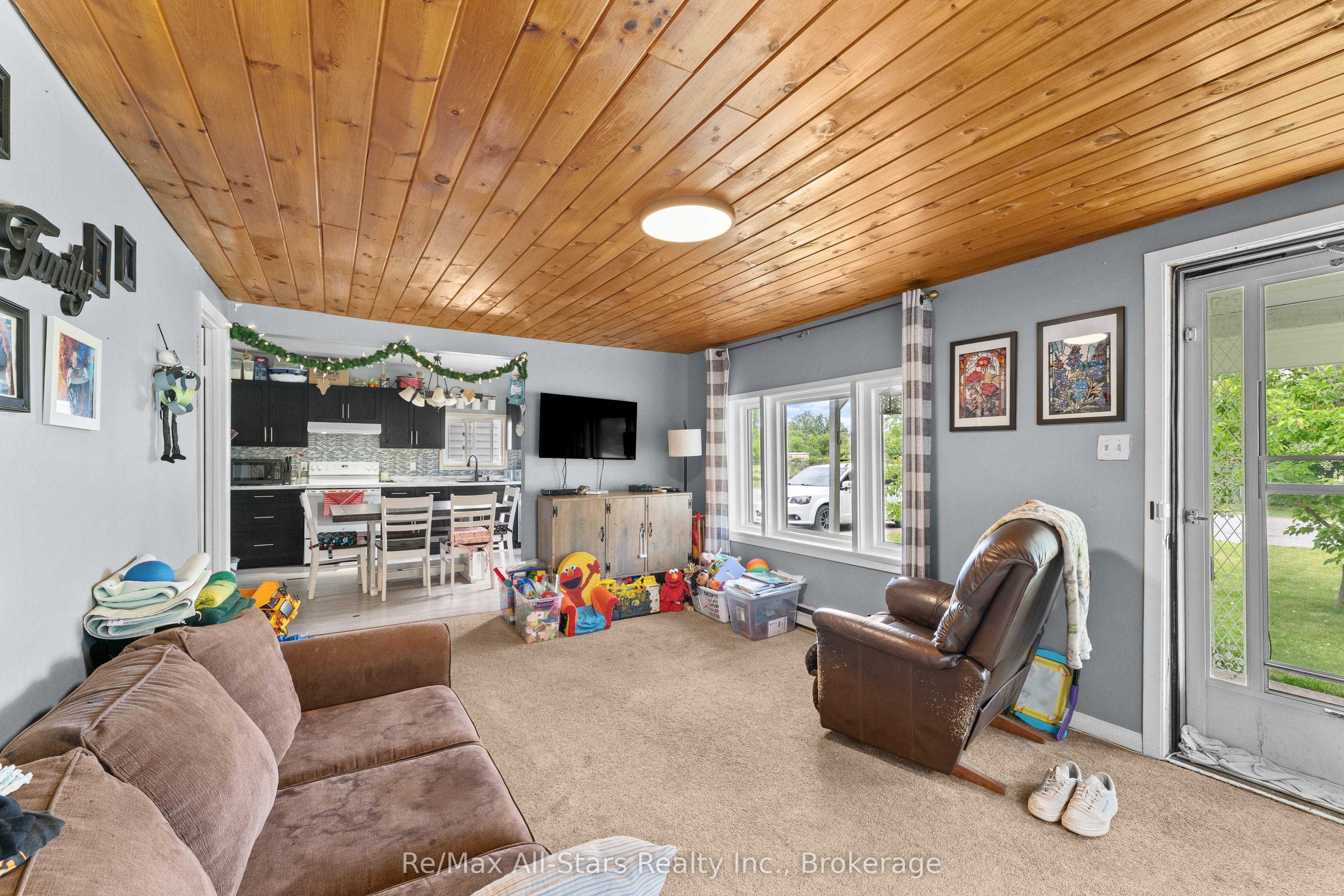 13 Eva Street, Kawartha Lakes, ON K0M 1N0 photo 5