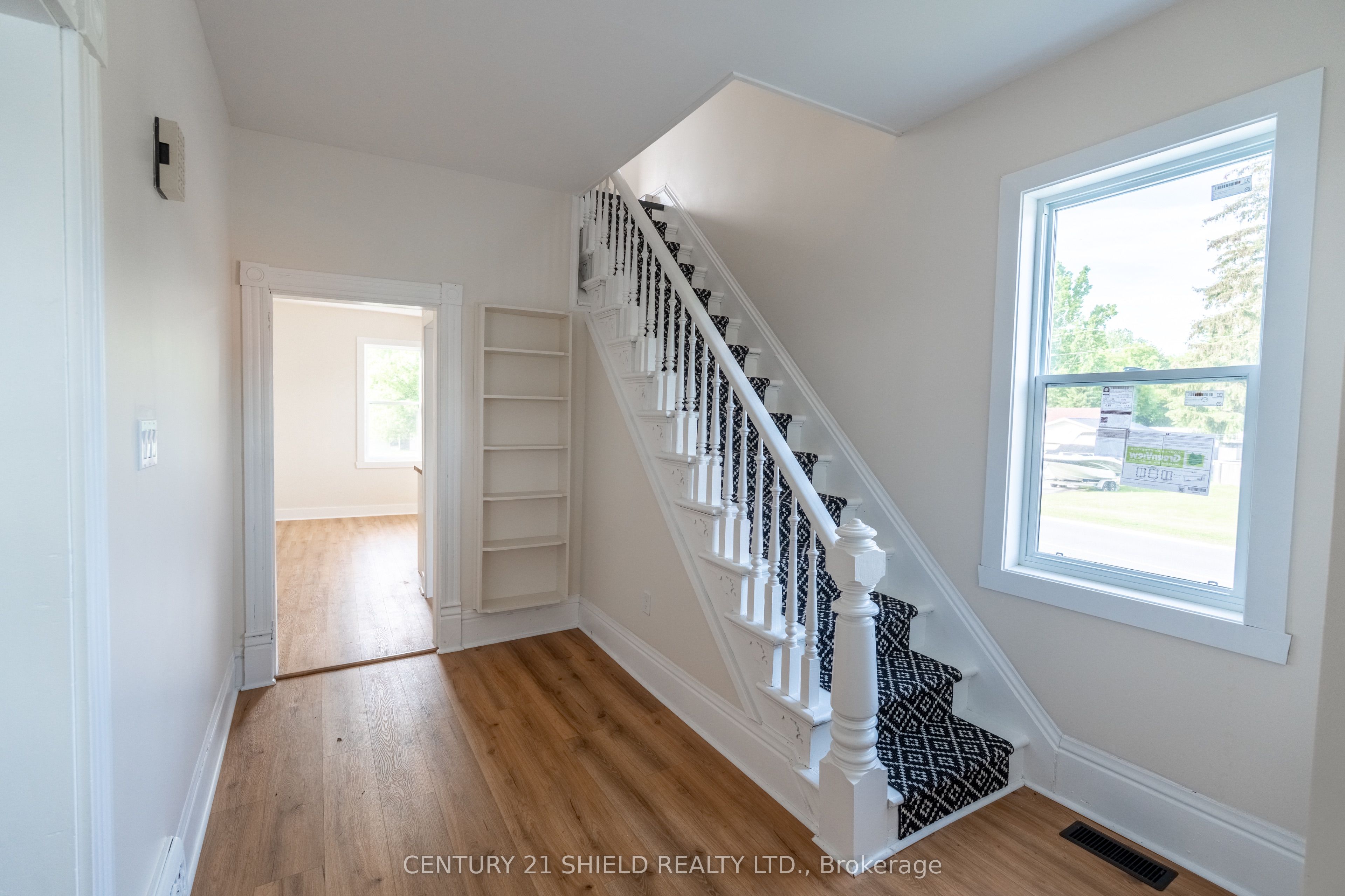 18491 Hughie Munro Street, North Glengarry, ON K0C 1B0 photo 4