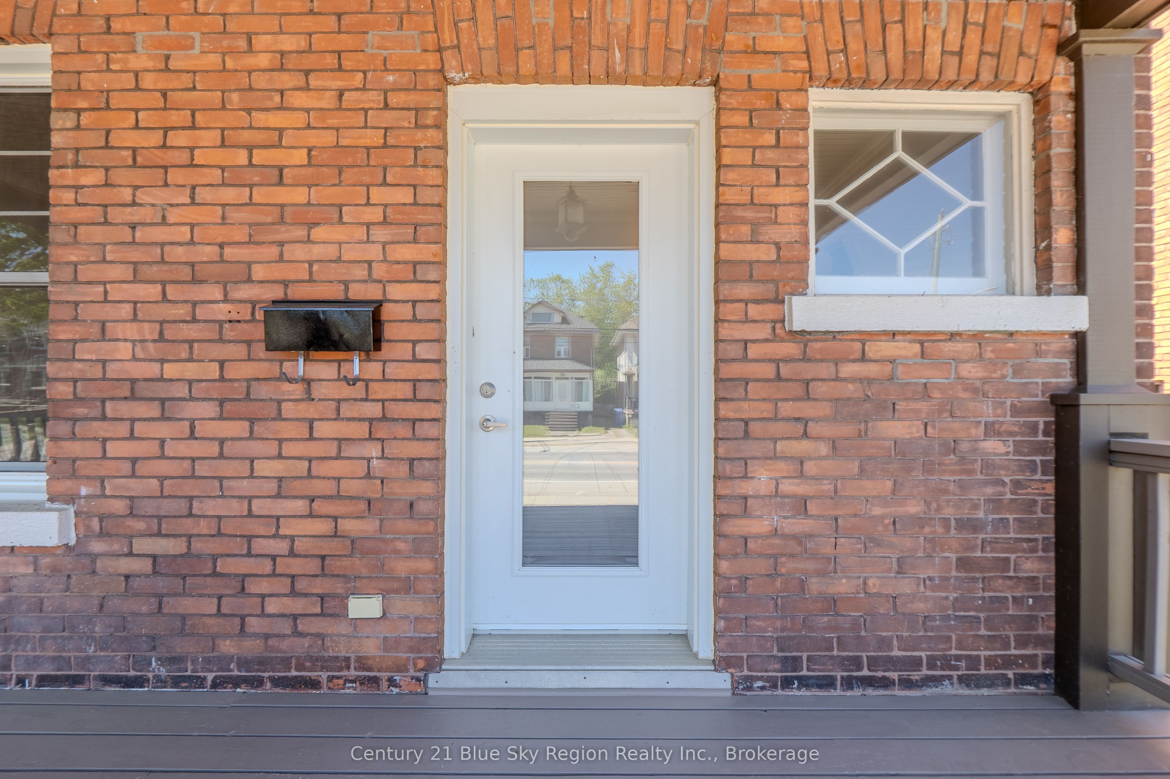897 Main Street W, North Bay, ON P1B 2V8 photo 5