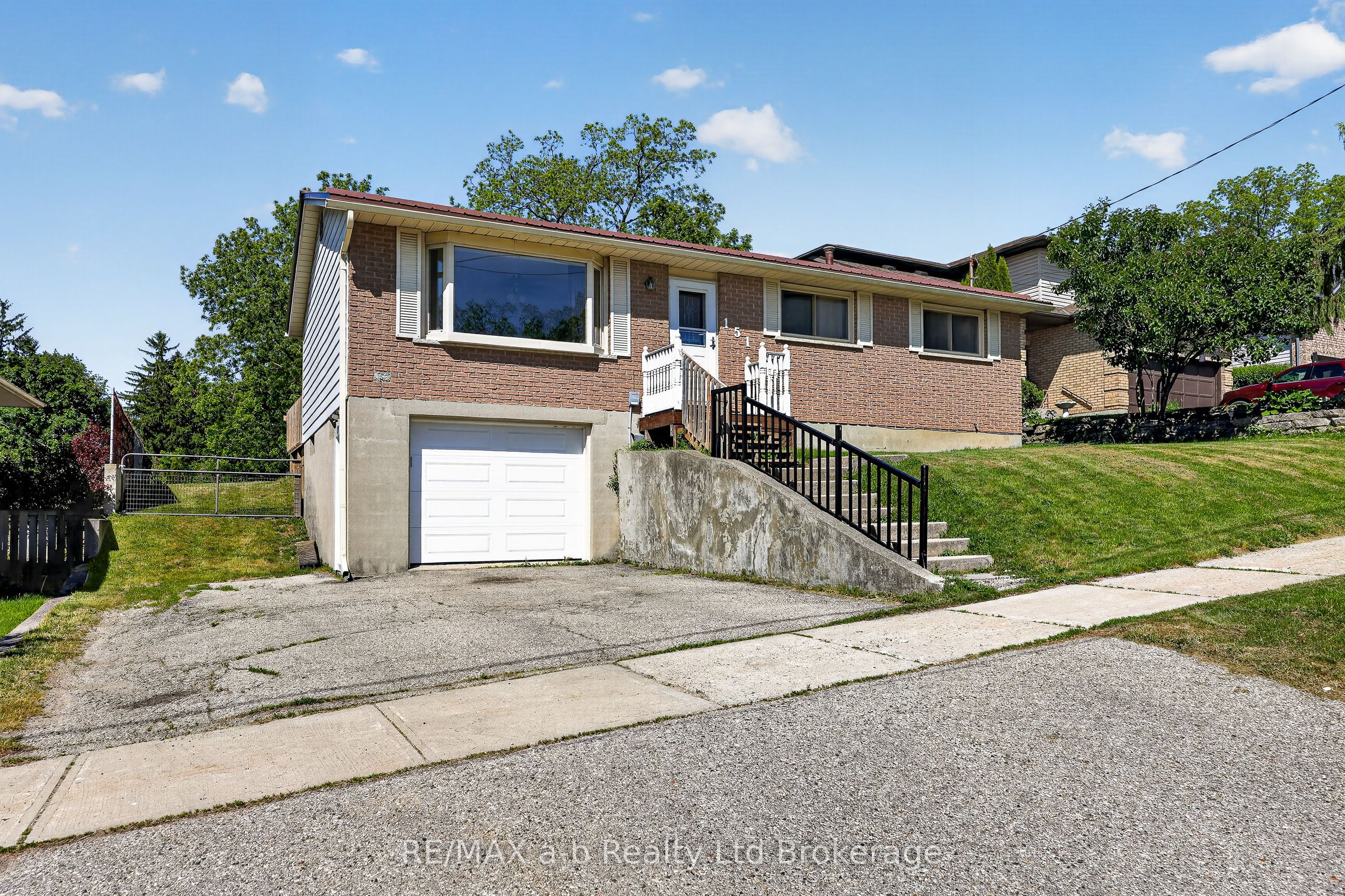 151 McKeand Street, Ingersoll, ON N5C 3J1 photo 3