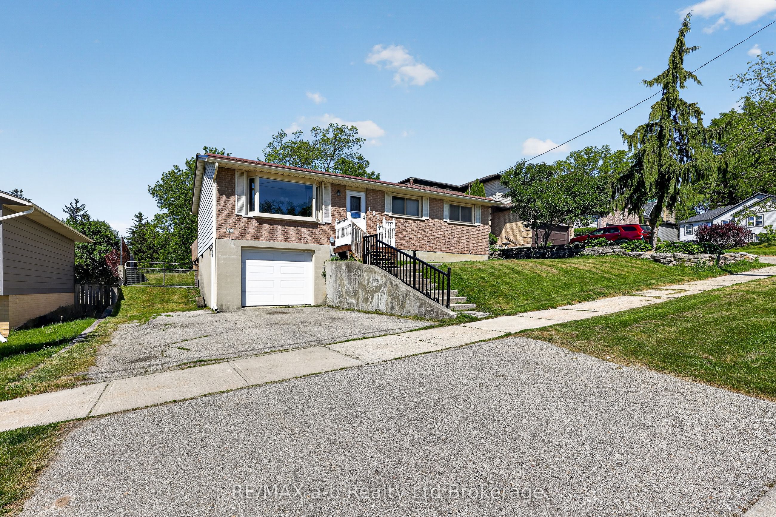 151 McKeand Street, Ingersoll, ON N5C 3J1 photo 4