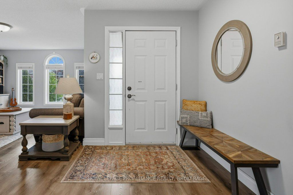 600 Shiloh Avenue, Kingston, ON K7M 8V9 photo 3