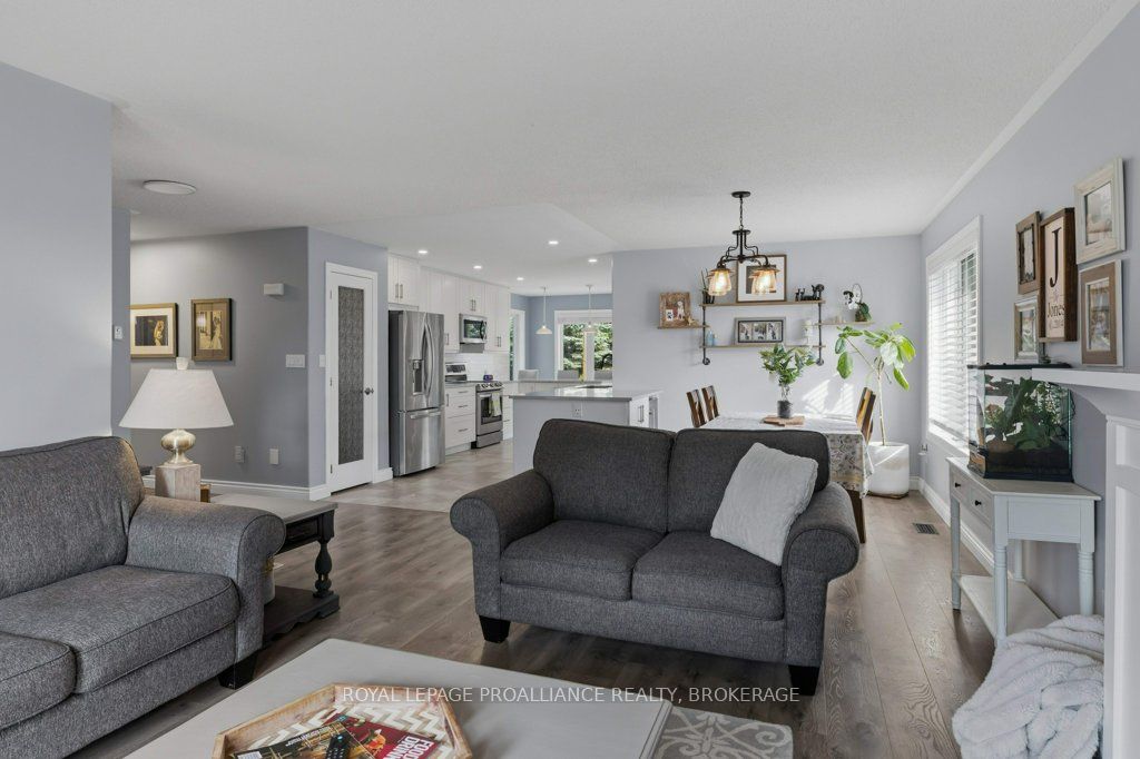 600 Shiloh Avenue, Kingston, ON K7M 8V9 photo 5