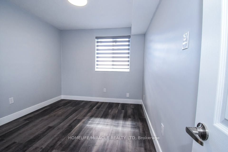64 Louth Street 303, St. Catharines, ON L2S 2T4 photo 5