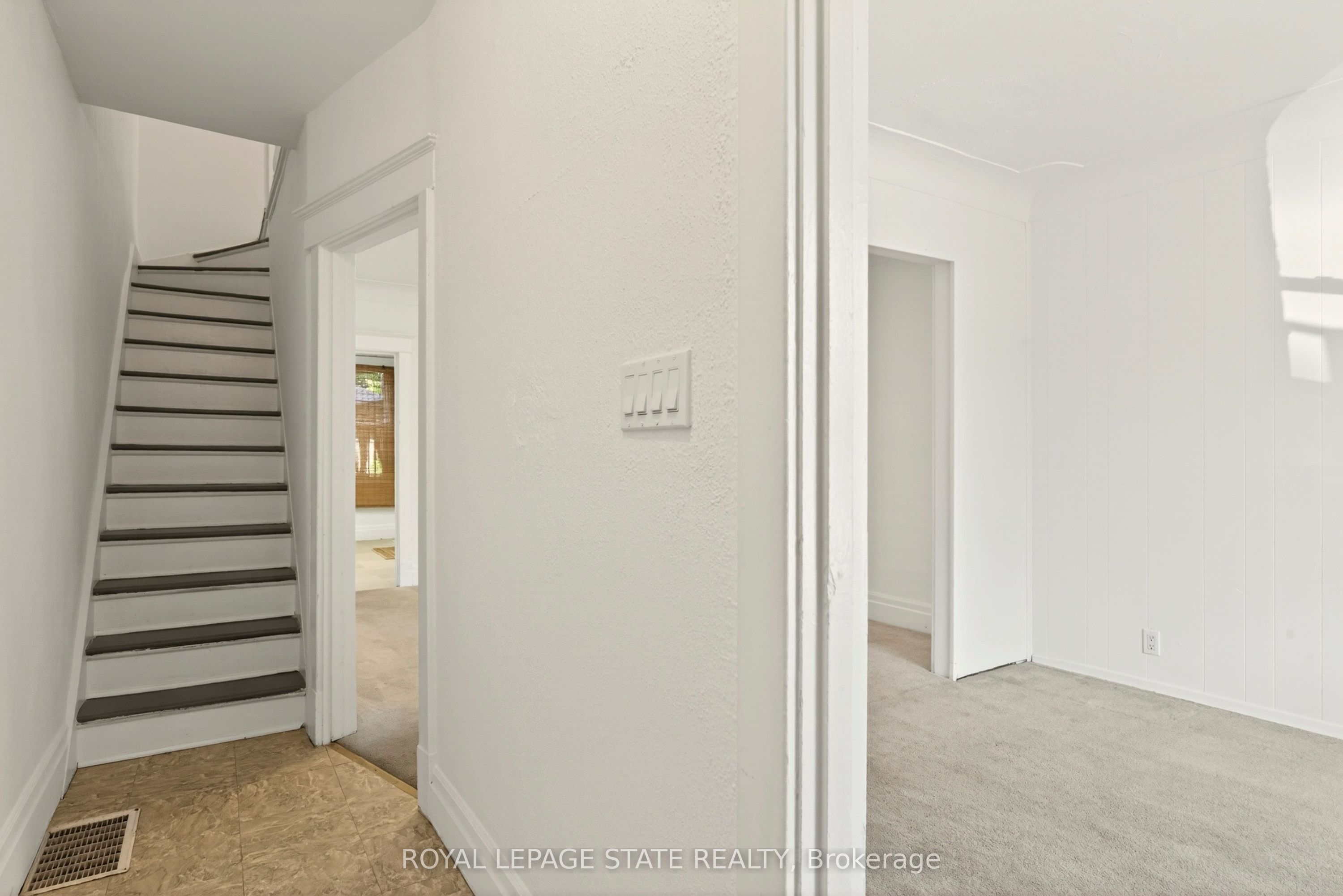 34 Edward Street, Hamilton, ON L8L 2V4 photo 4
