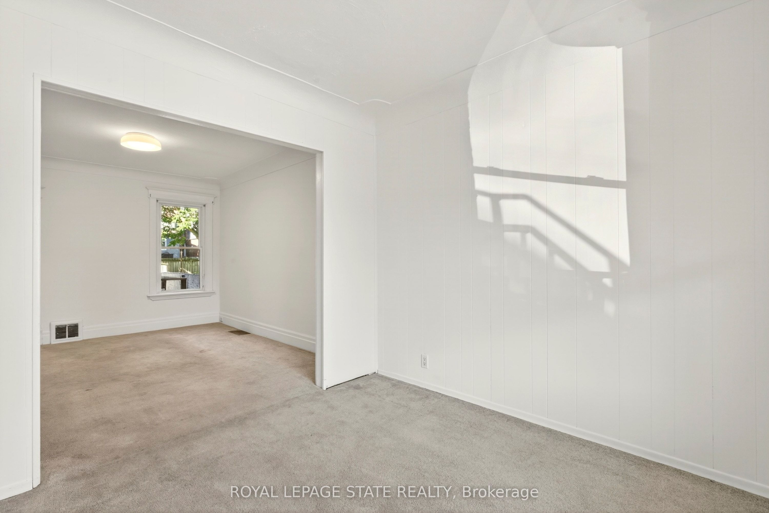 34 Edward Street, Hamilton, ON L8L 2V4 photo 5