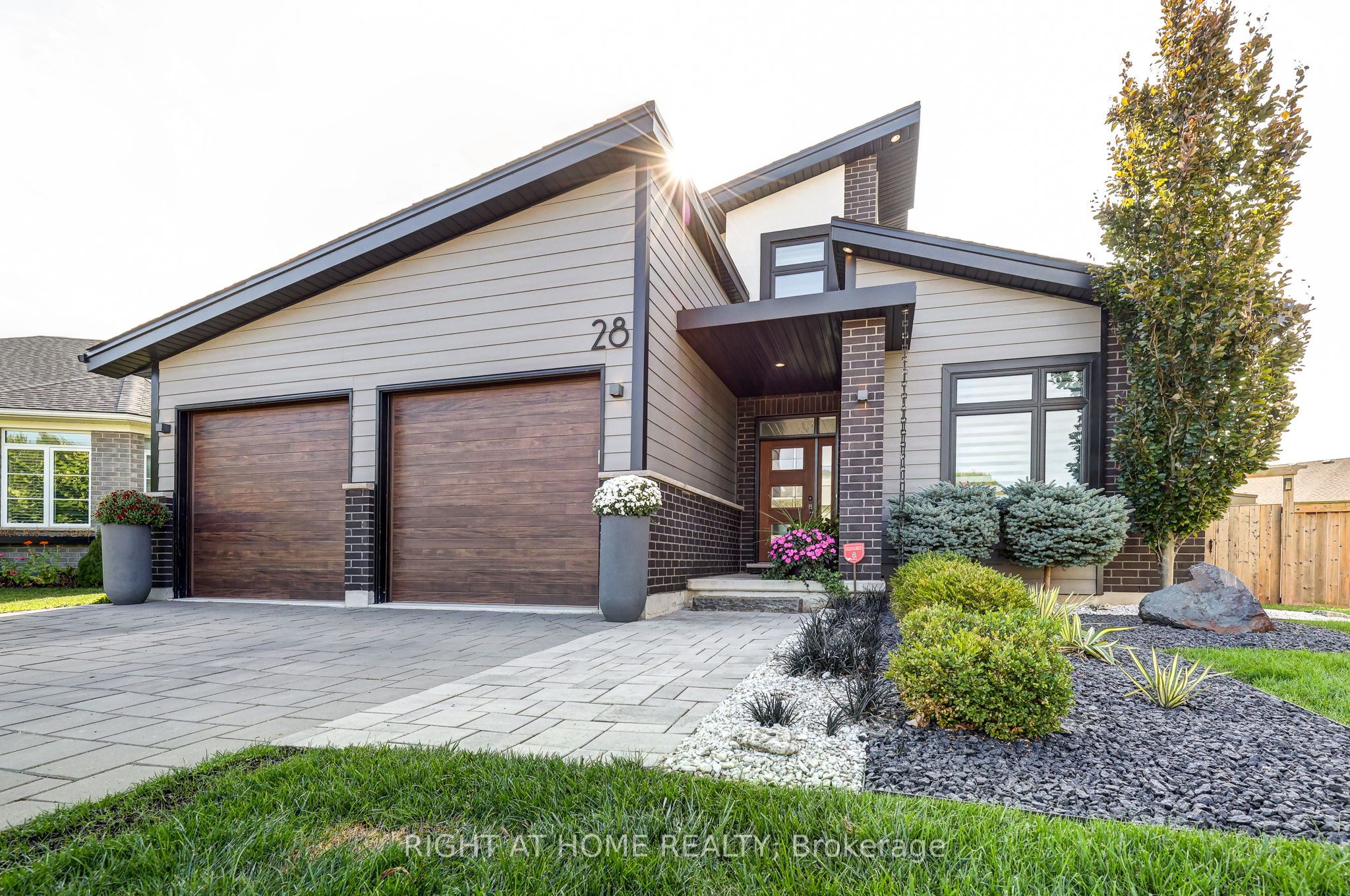28 Martingale Terrace, St. Thomas, ON N5R 0H6