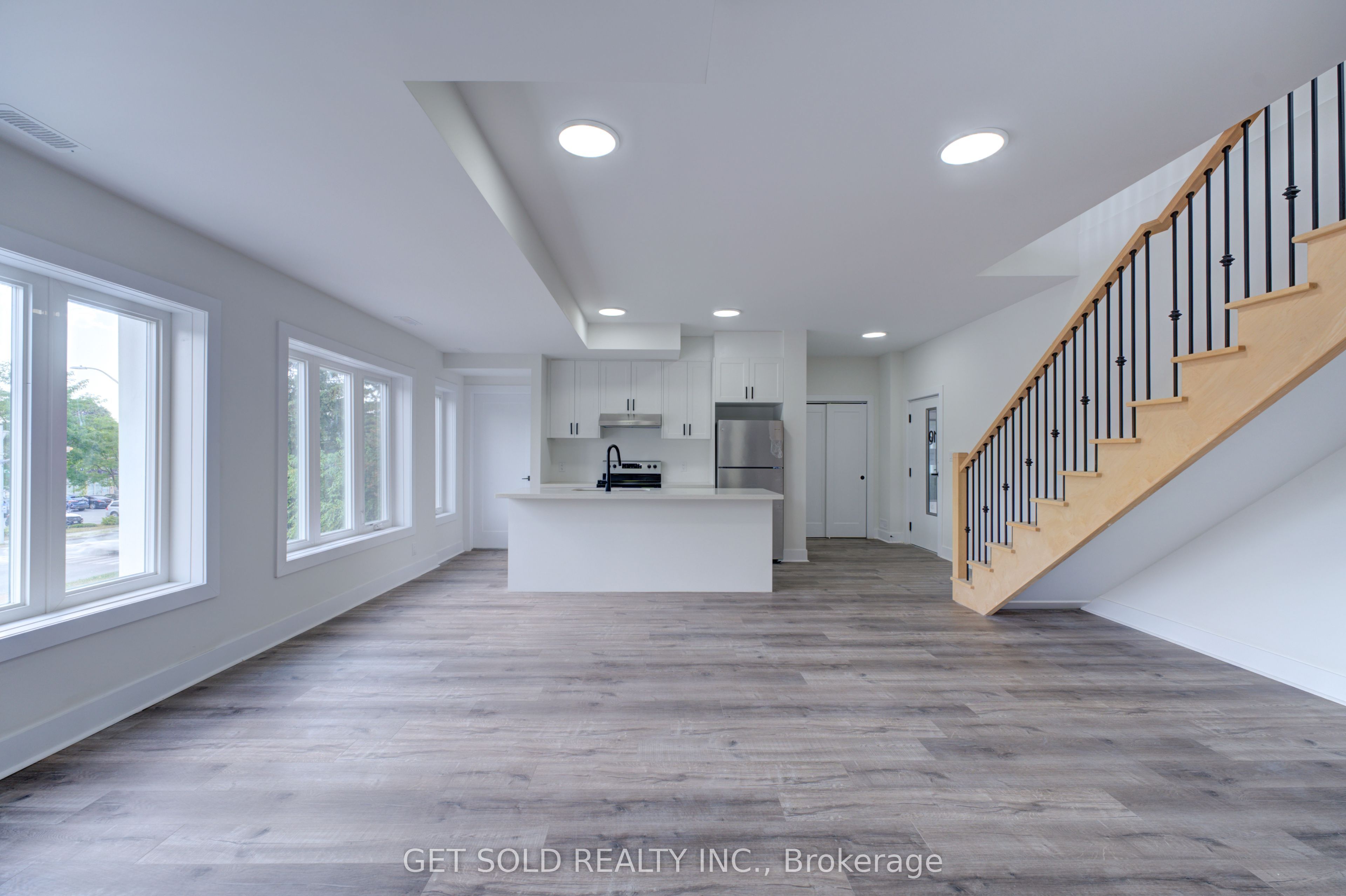 6701 Thorold Stone Road 10, Niagara Falls, ON L2J 1B3 photo 3