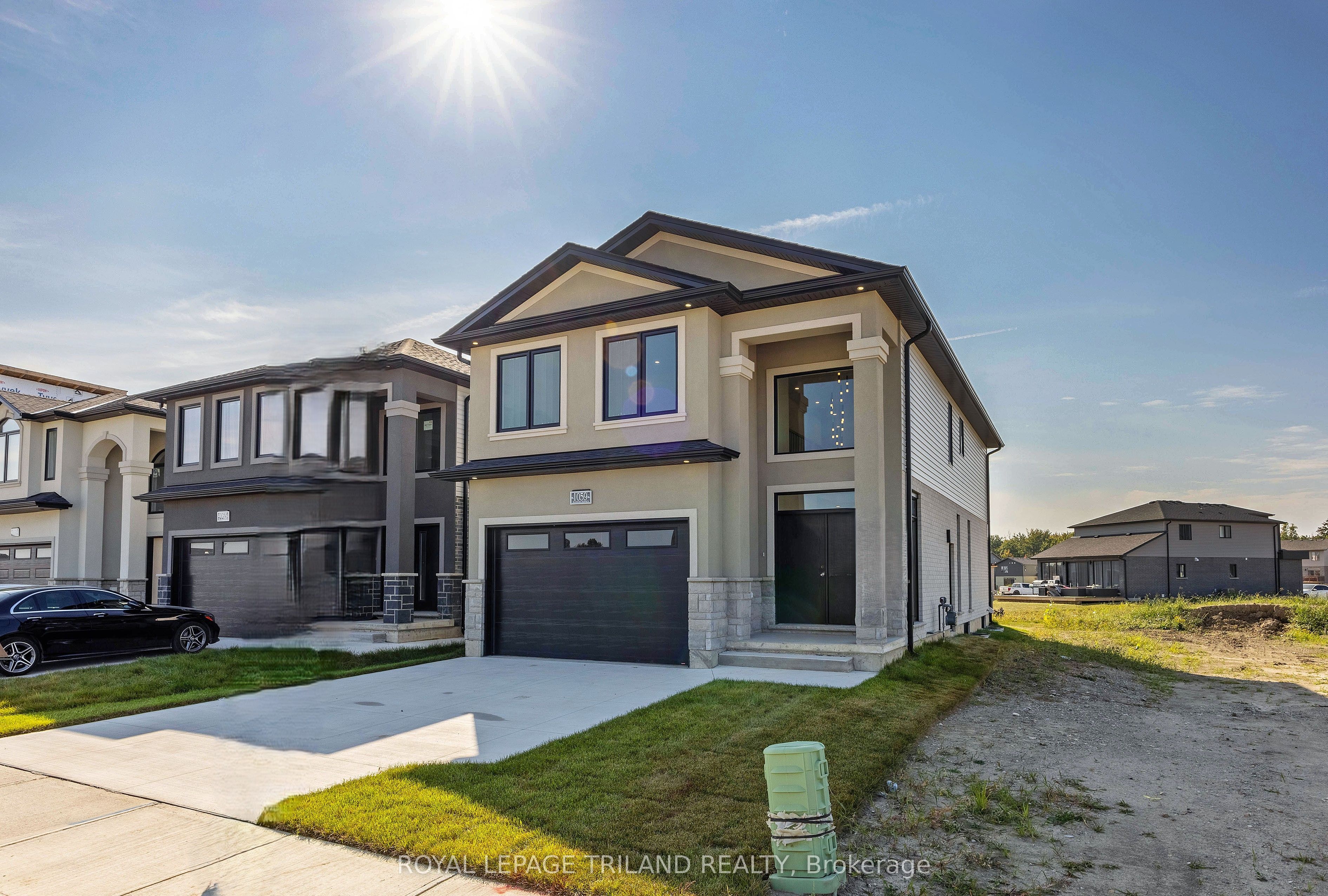 1045 Karenana Road, London South, ON N6M 0K2 photo 2