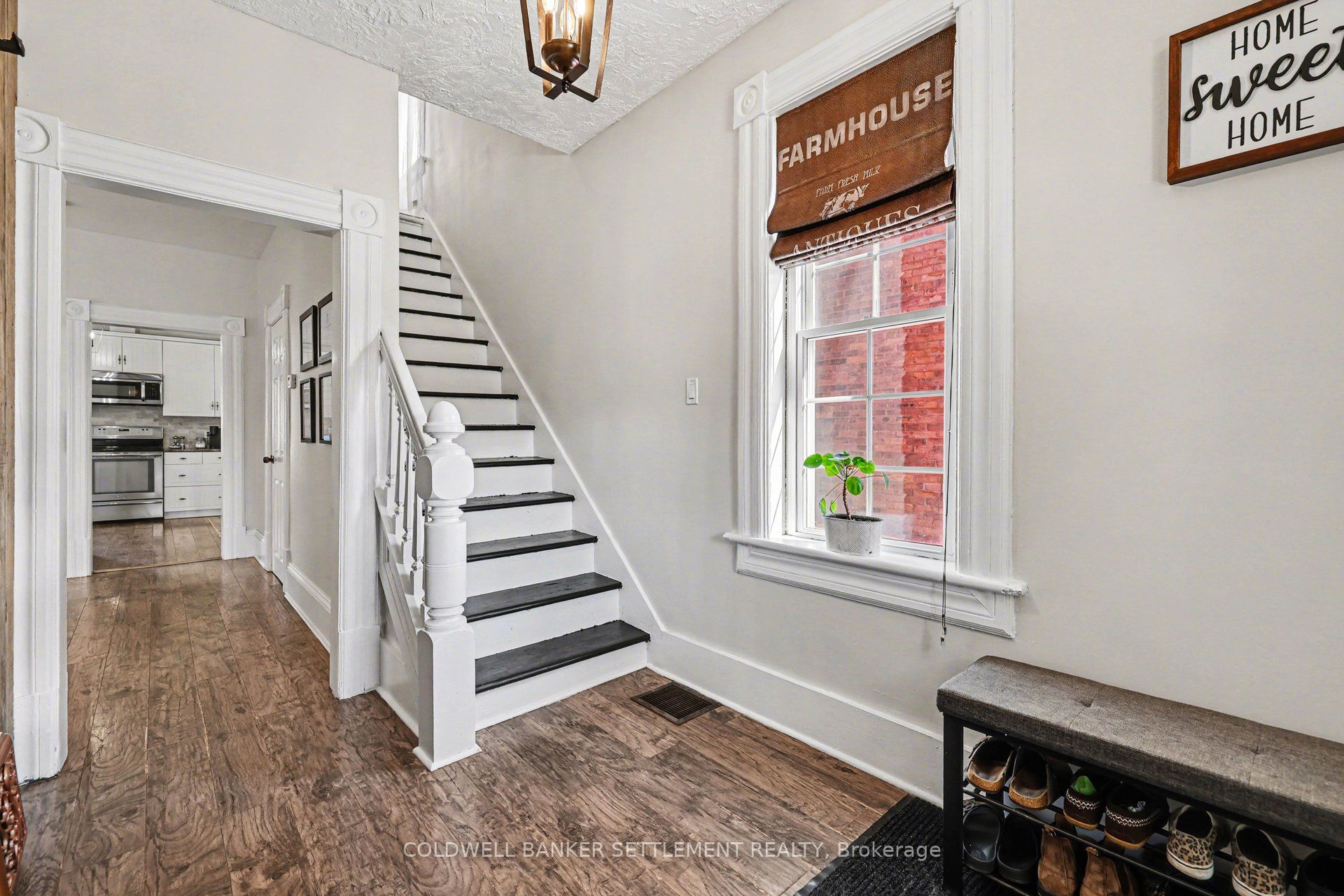 88 Russell Street E, Smiths Falls, ON K7A 1G7 photo 5