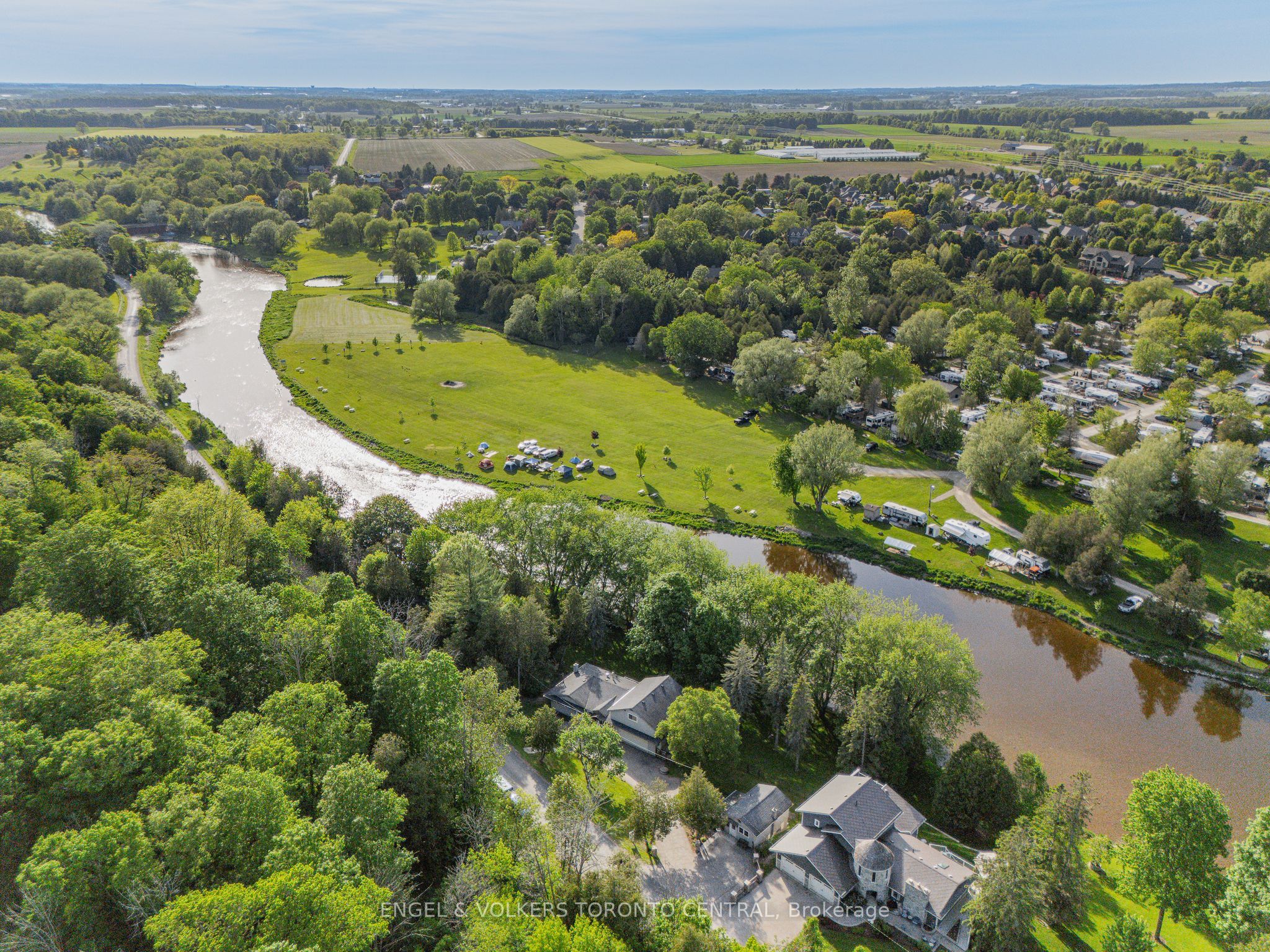 1135 Rivers Edge Drive, Woolwich, ON N0B 2V0 photo 2