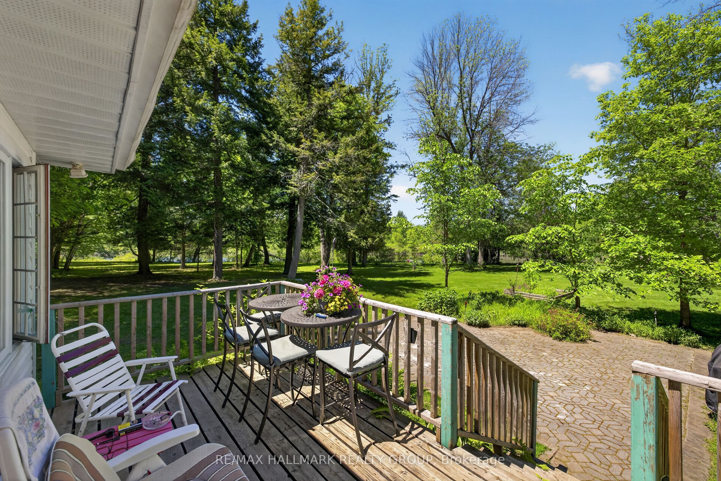2432 Bathurst 2nd Concession, Tay Valley, ON K7H 3C9 photo 4