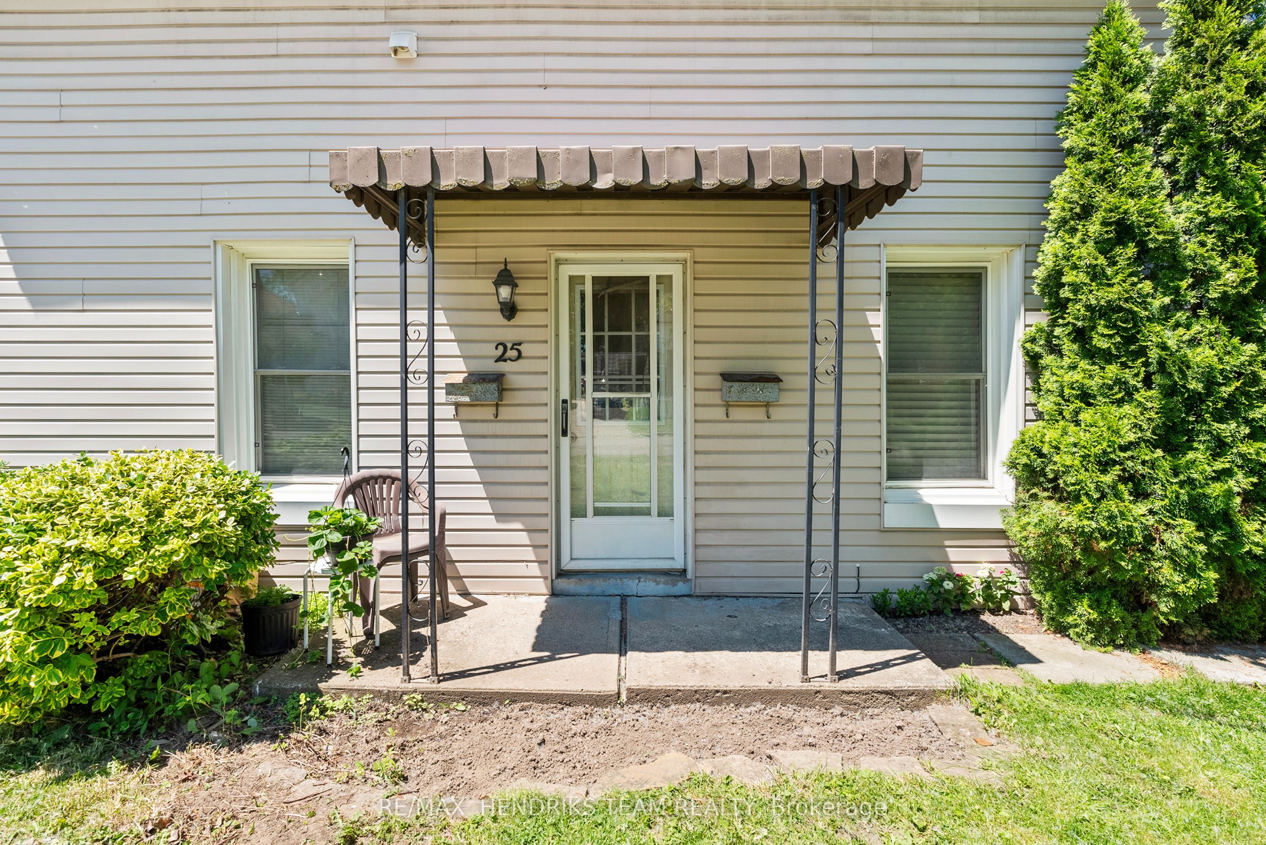 25 Bessey Street, St. Catharines, ON L2T 1L9 photo 5