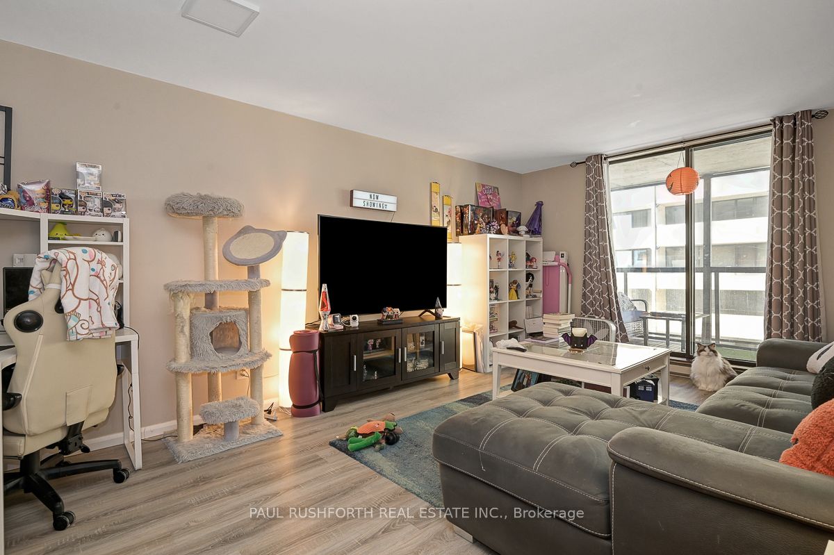 475 Laurier Avenue W 1703, Ottawa Centre, ON K1R 7X1 photo 3