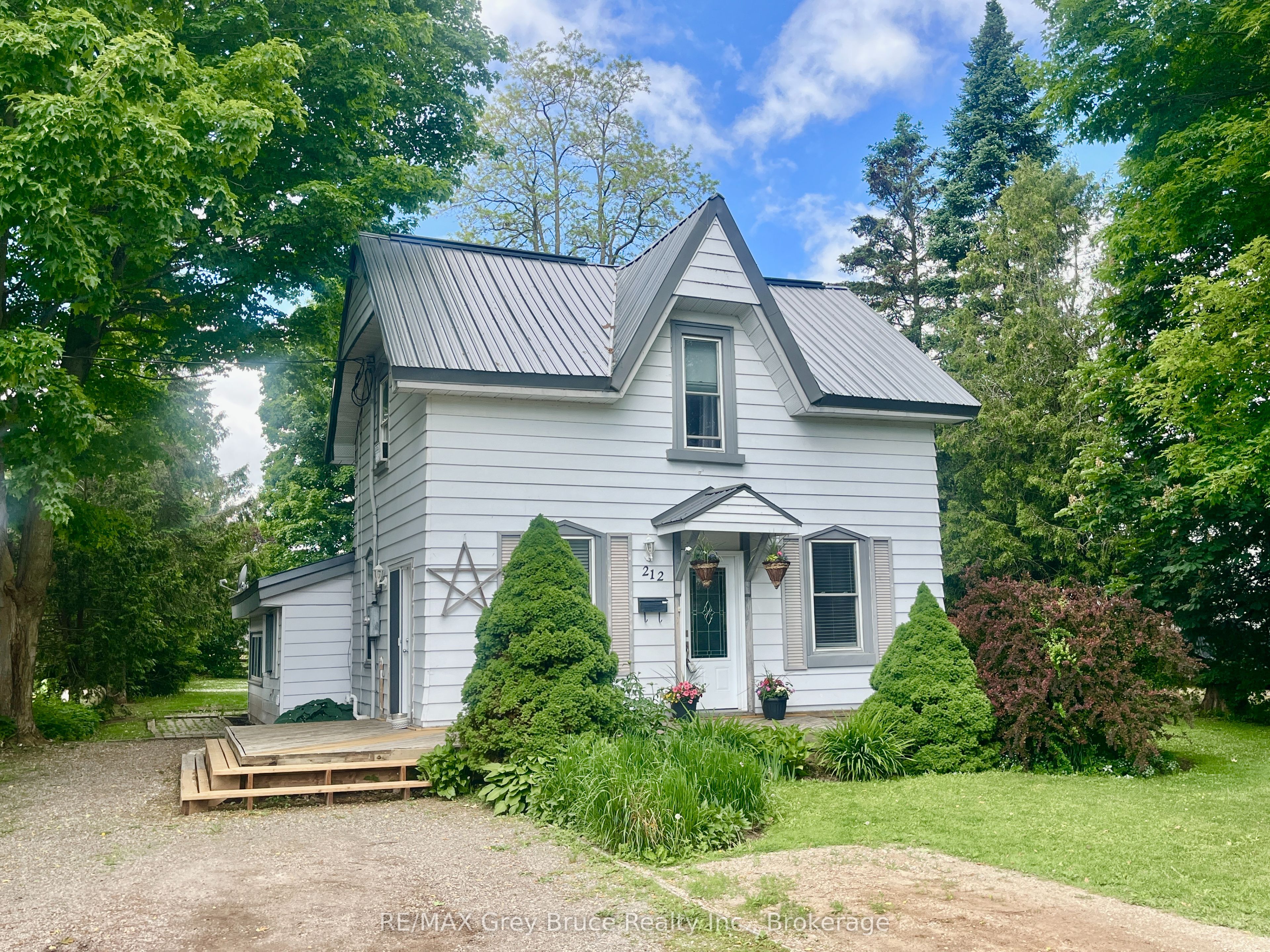 212 Yonge Street S, Arran-Elderslie, ON N0H 2N0 photo 2