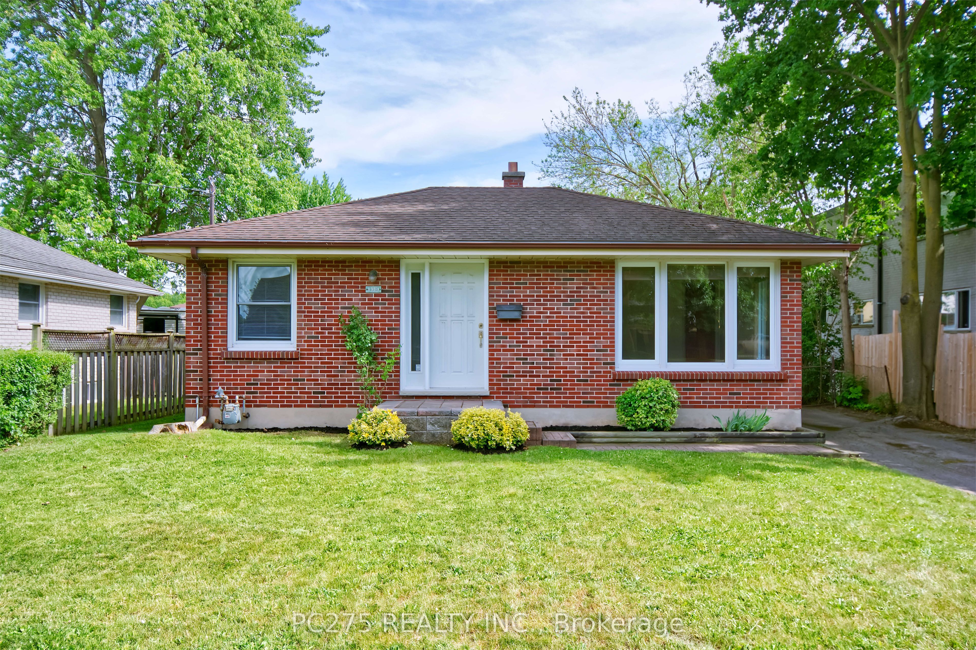 1461 Trafalgar Street, London East, ON N5W 1W8