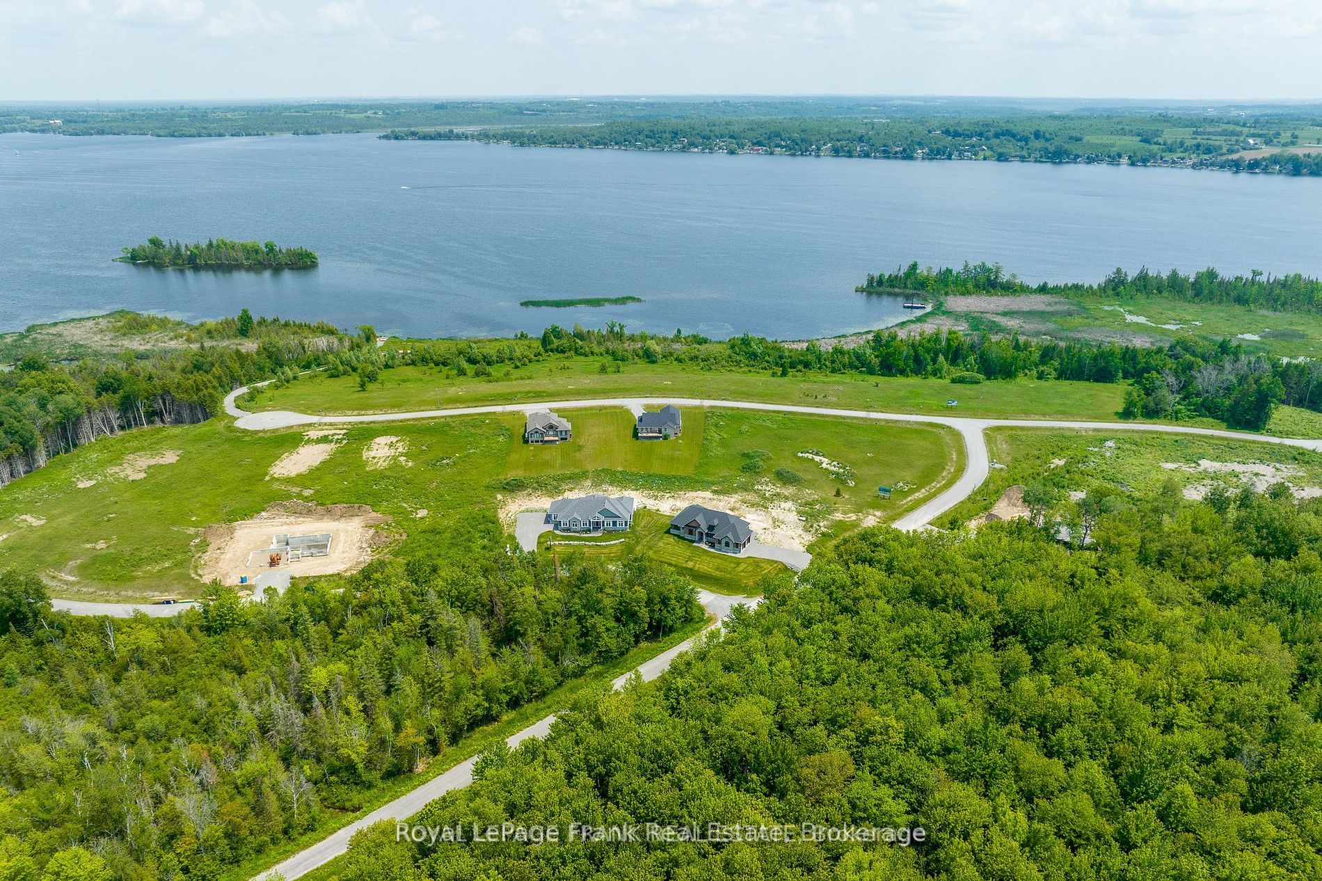 11 Nipigon Street, Kawartha Lakes, ON K0M 1N0 photo 3