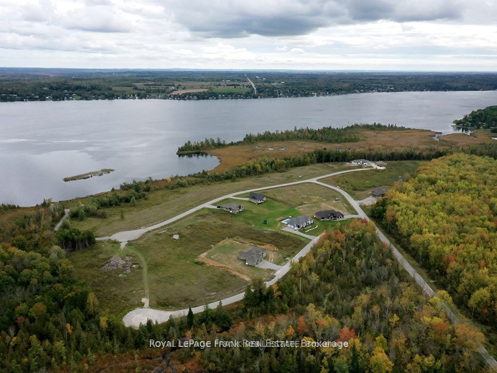 11 Nipigon Street, Kawartha Lakes, ON K0M 1N0 photo 4
