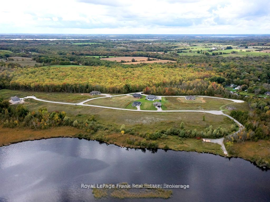 11 Nipigon Street, Kawartha Lakes, ON K0M 1N0 photo 5