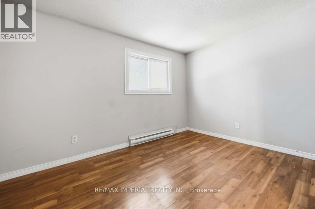 42 Hampton Avenue 301, Sarnia, ON N7S 4Z2 photo 5