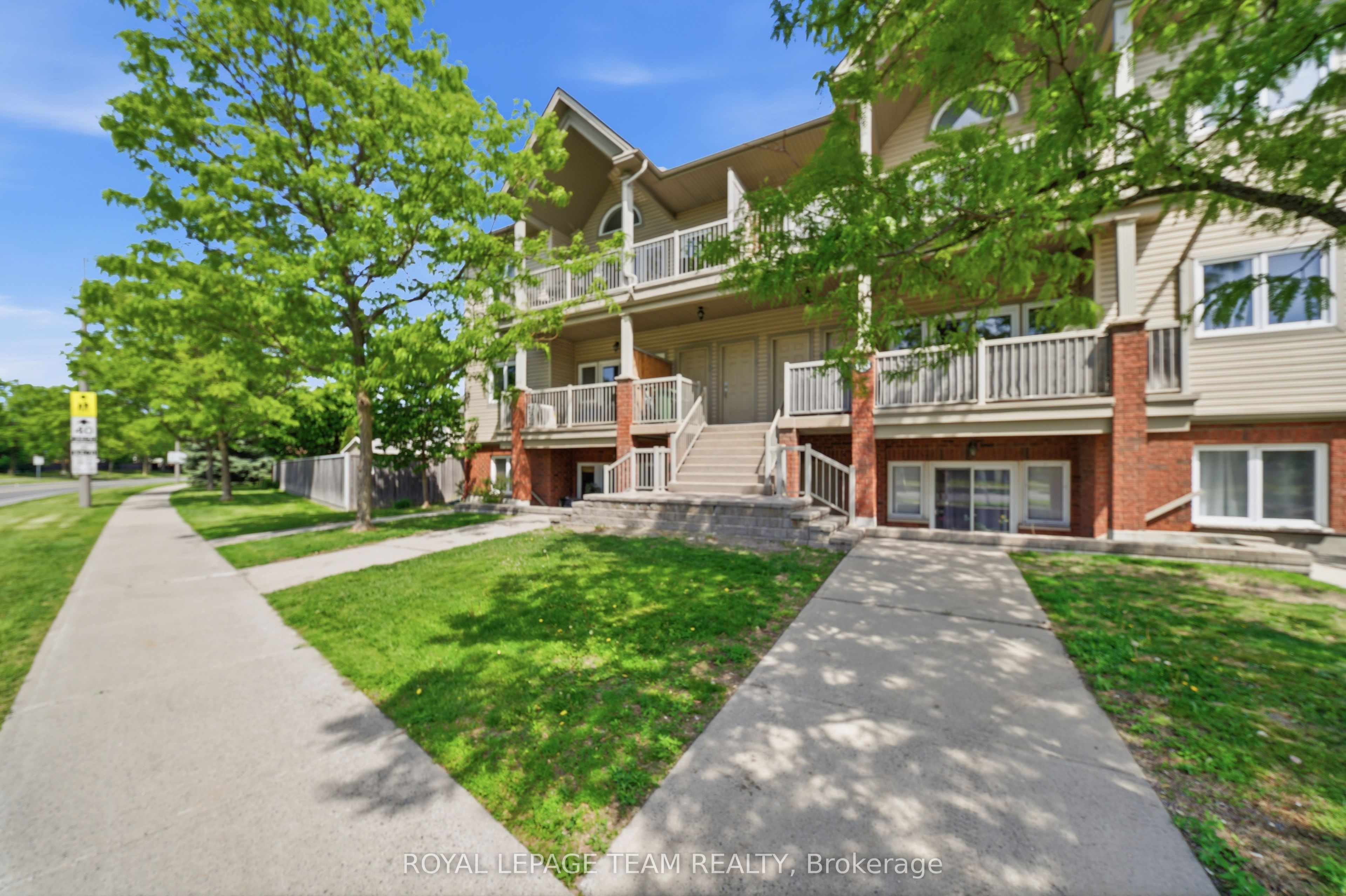 165 Waterbridge Drive 9, Barrhaven, ON K2G 7G3 photo 2
