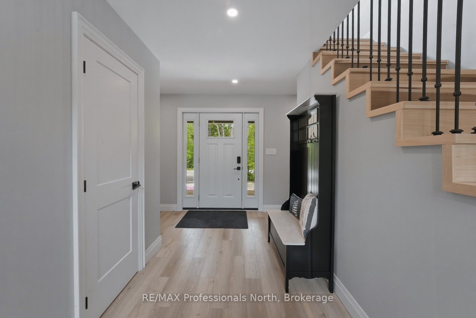 1677 Hospitality Road, Minden Hills, ON K0M 2K0 photo 3