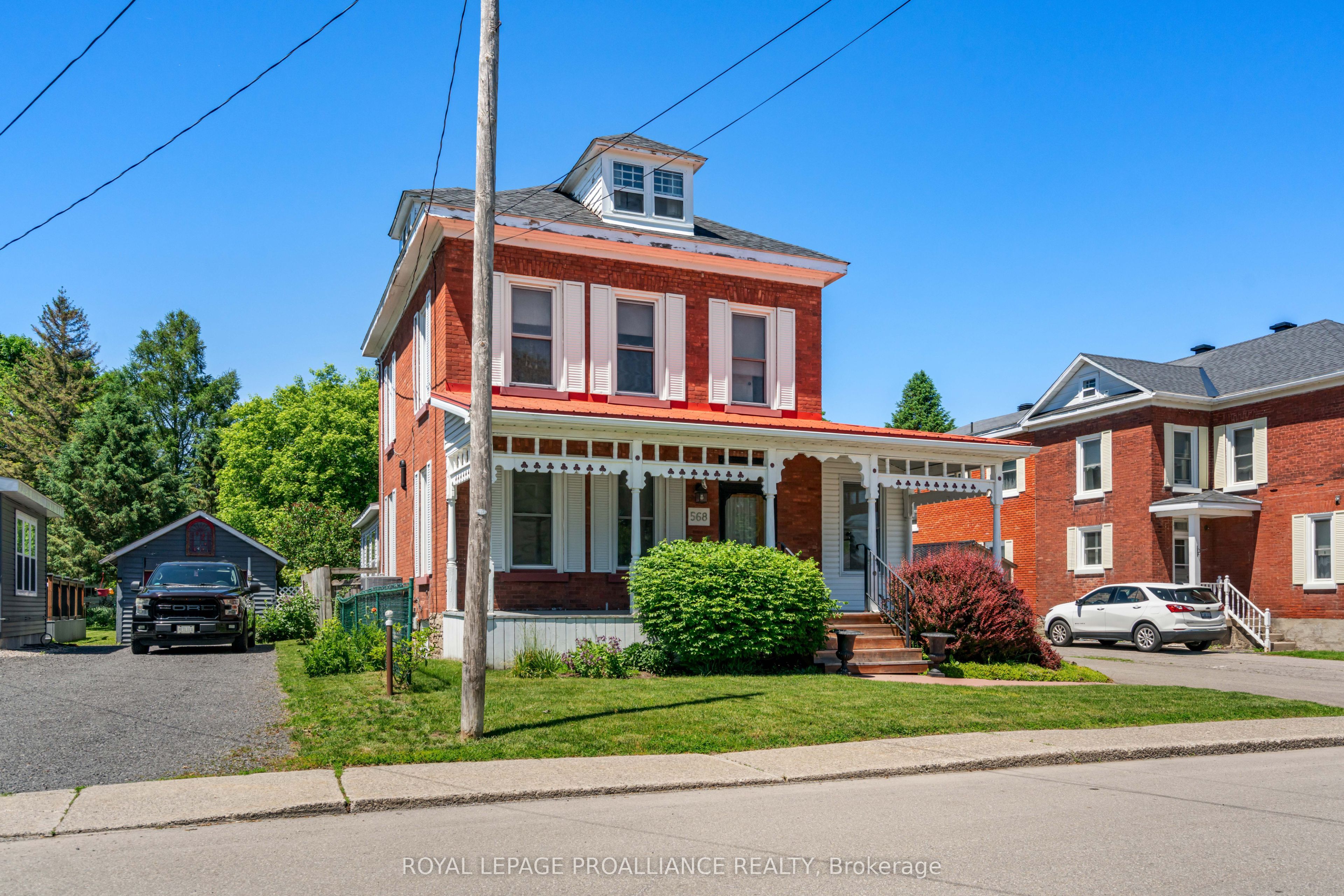 568 James Street W, Prescott, ON K0E 1T0 photo 3