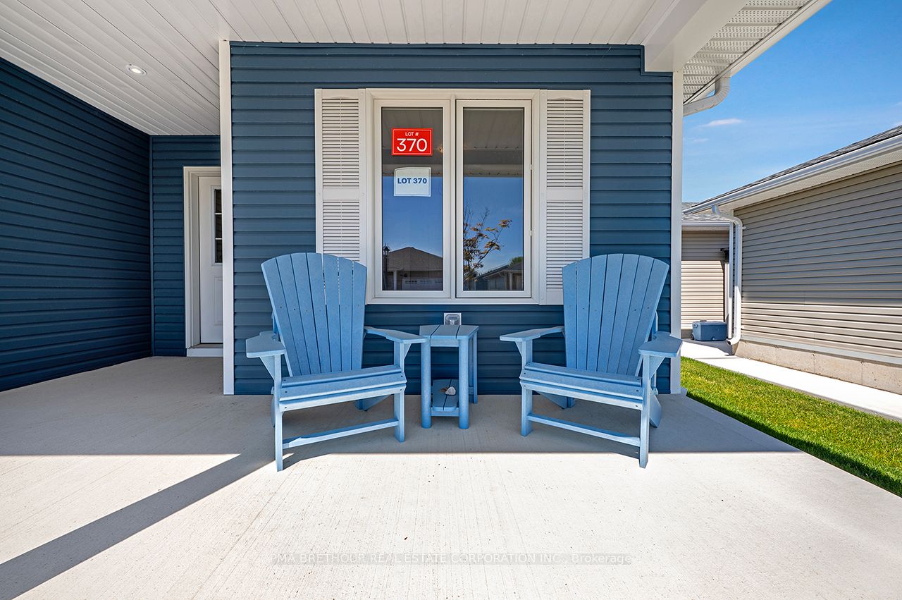 242 Lake Breeze Drive, Ashfield-Colborne-Wawanosh, ON N7A 0C6 photo 3