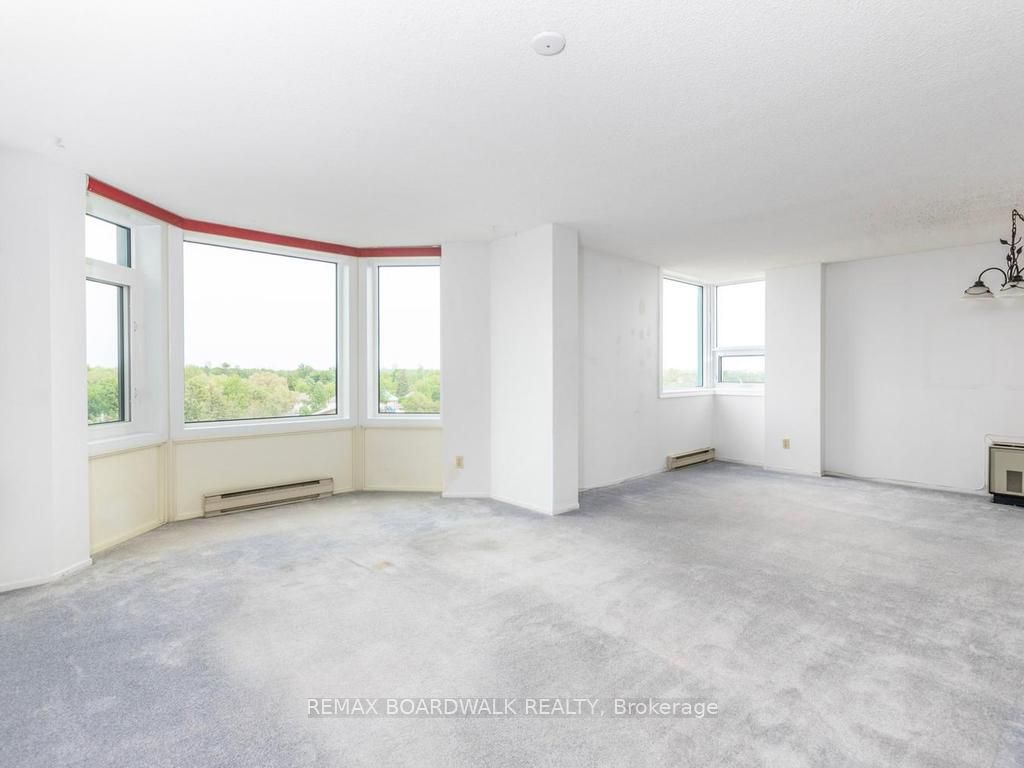 1025 Grenon Avenue 715, Britannia Heights - Queensway Terrace N and Area, ON K2B 8S5 photo 5