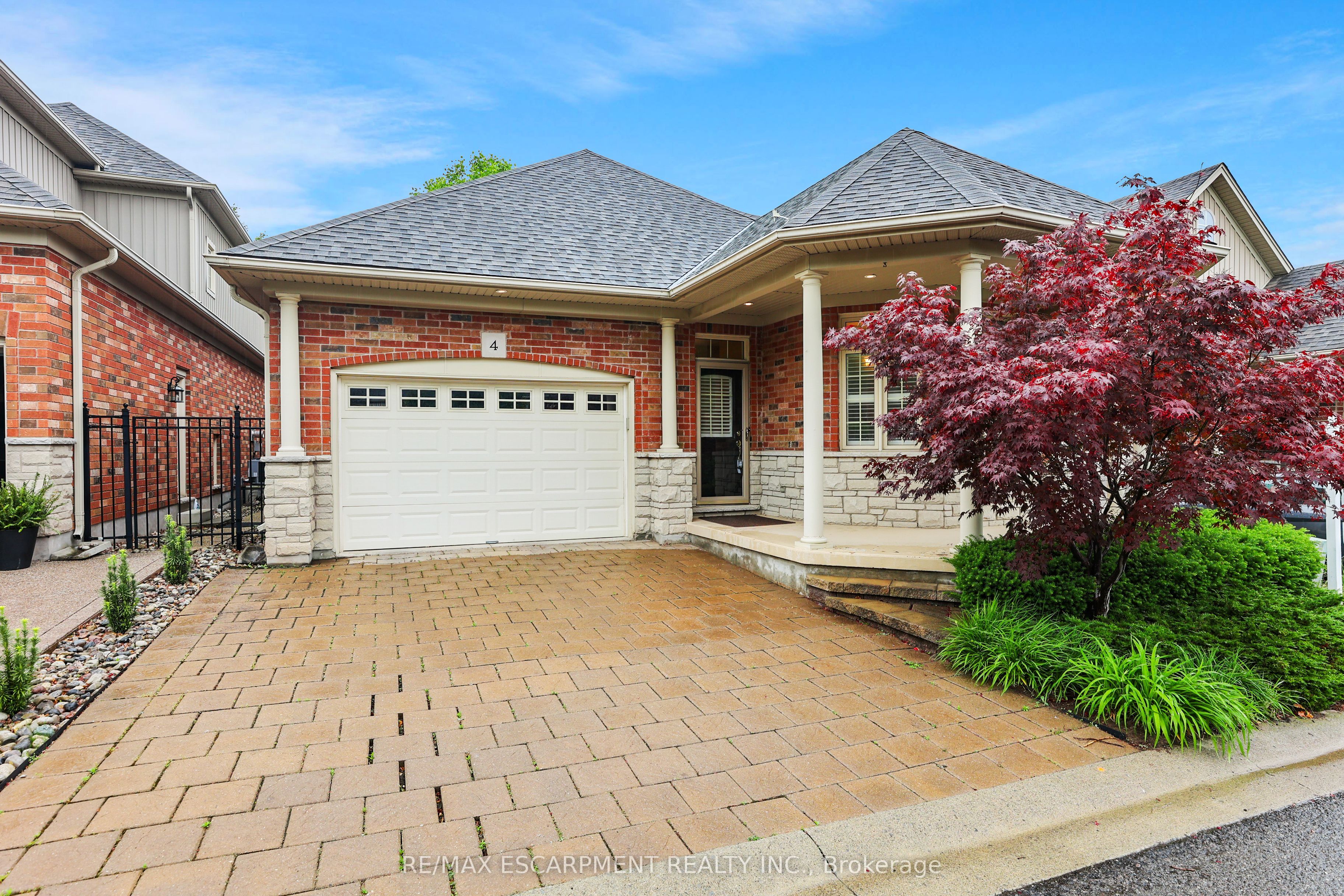 8 Muscat Drive 4, Grimsby, ON L3M 5S7