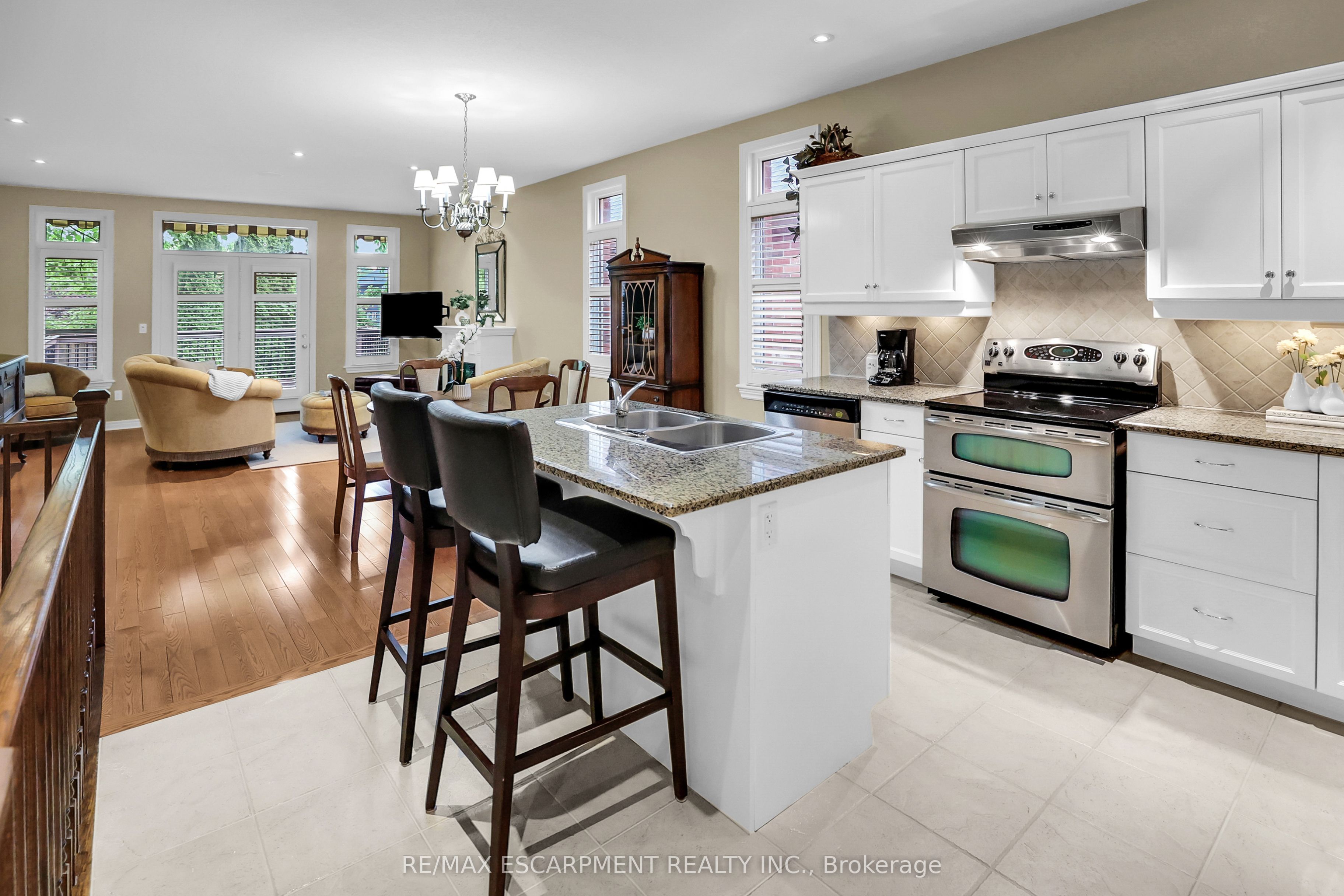 8 Muscat Drive 4, Grimsby, ON L3M 5S7 photo 4