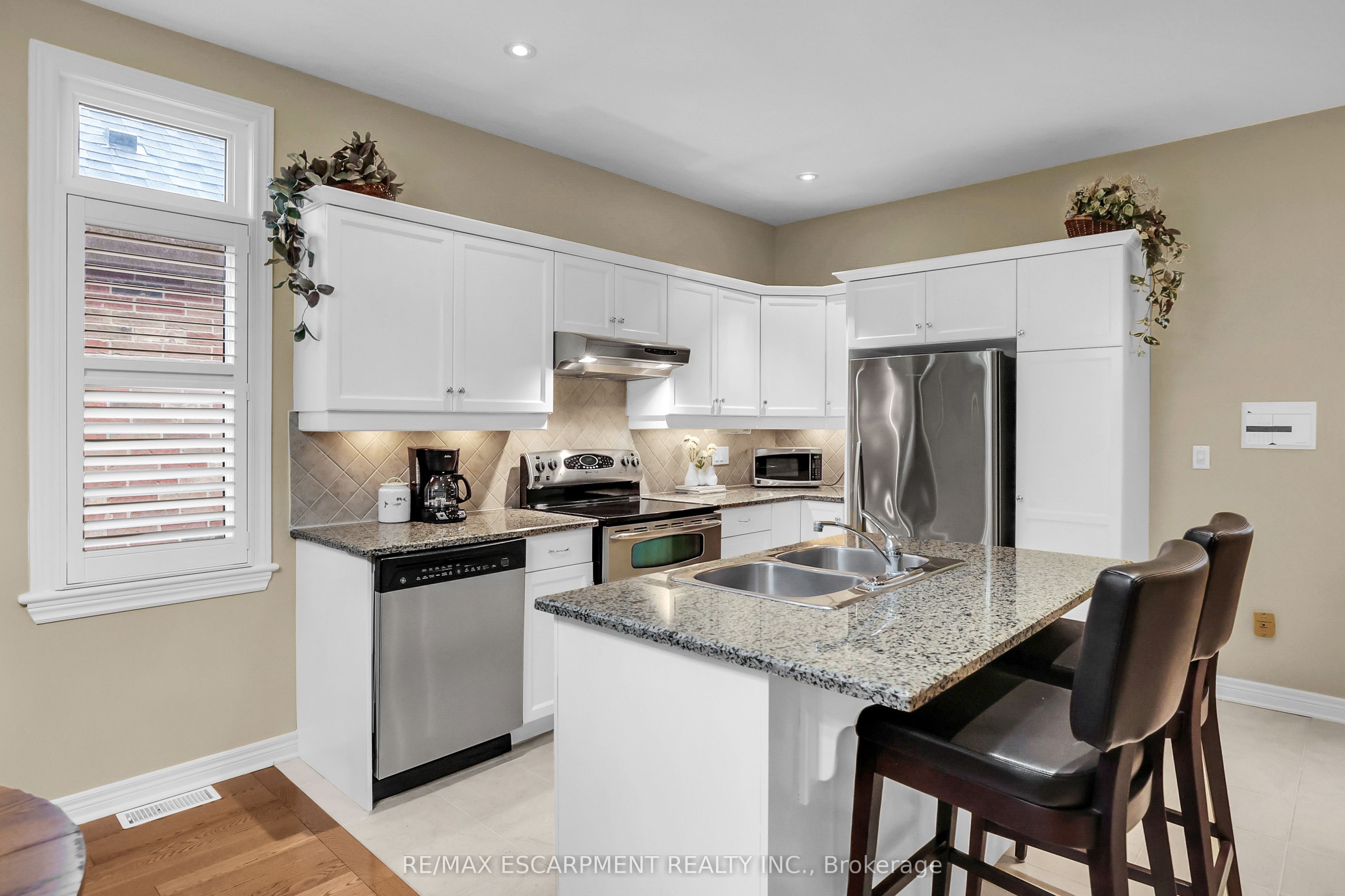 8 Muscat Drive 4, Grimsby, ON L3M 5S7 photo 5