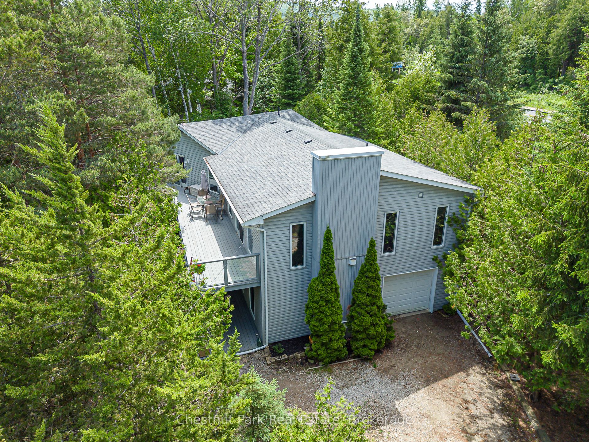 134 Lakewood Drive, Blue Mountains, ON N0H 1J0 photo 4
