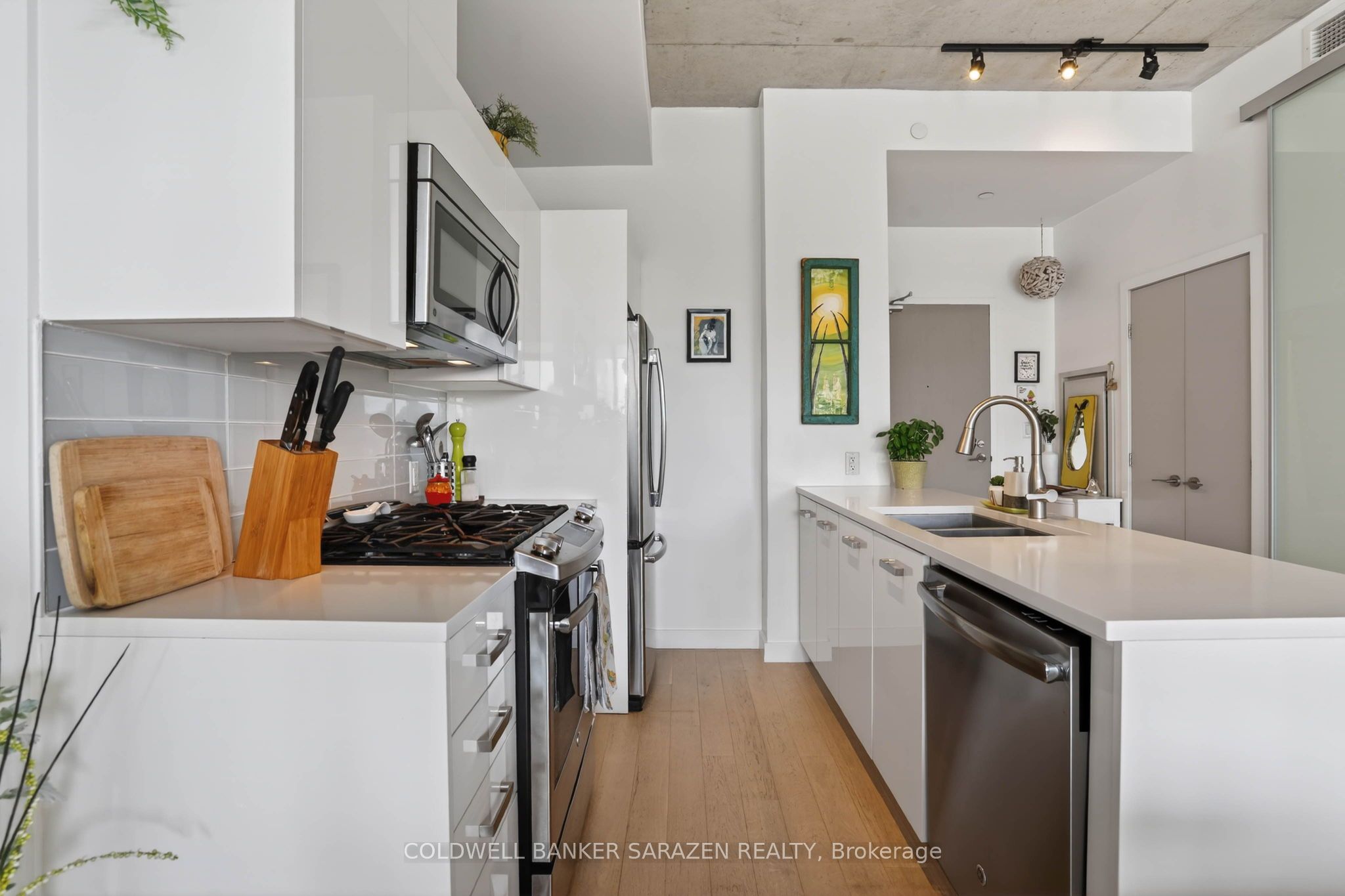 224 LYON Street 407, Ottawa Centre, ON K1R 0C1 photo 4